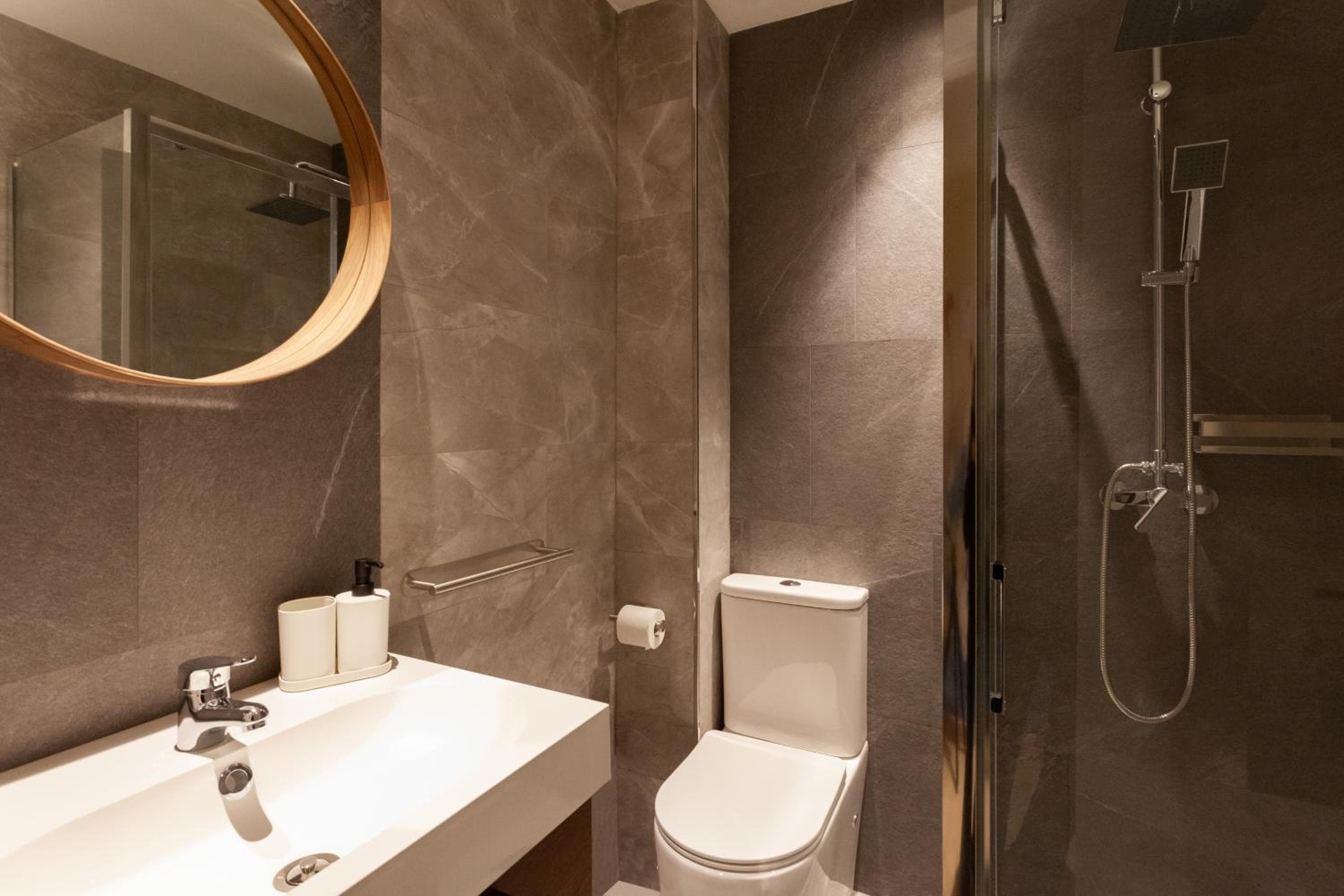 Welldone Sierpes Boutique — 8