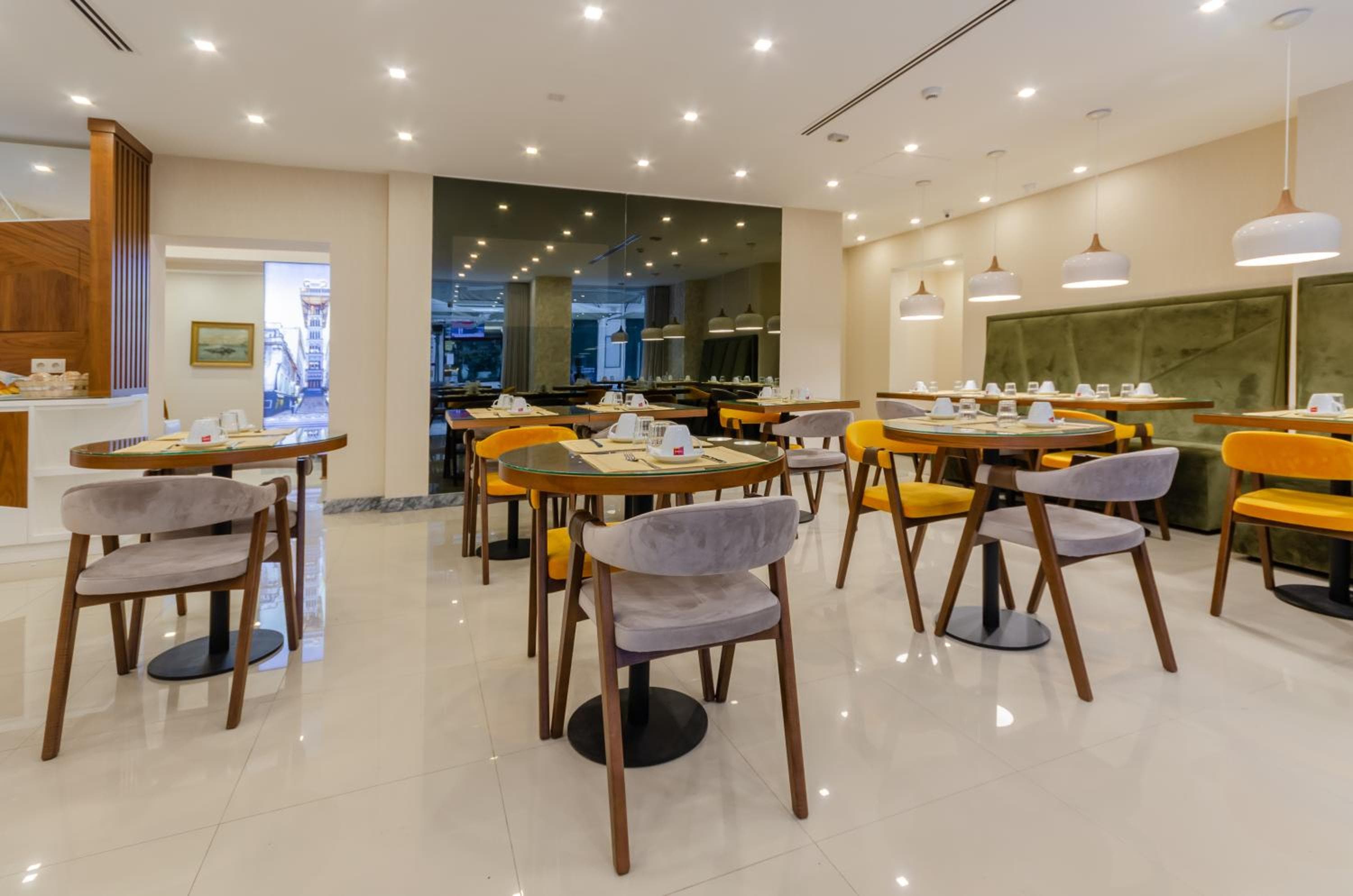 Hotel Duas Nações — 15