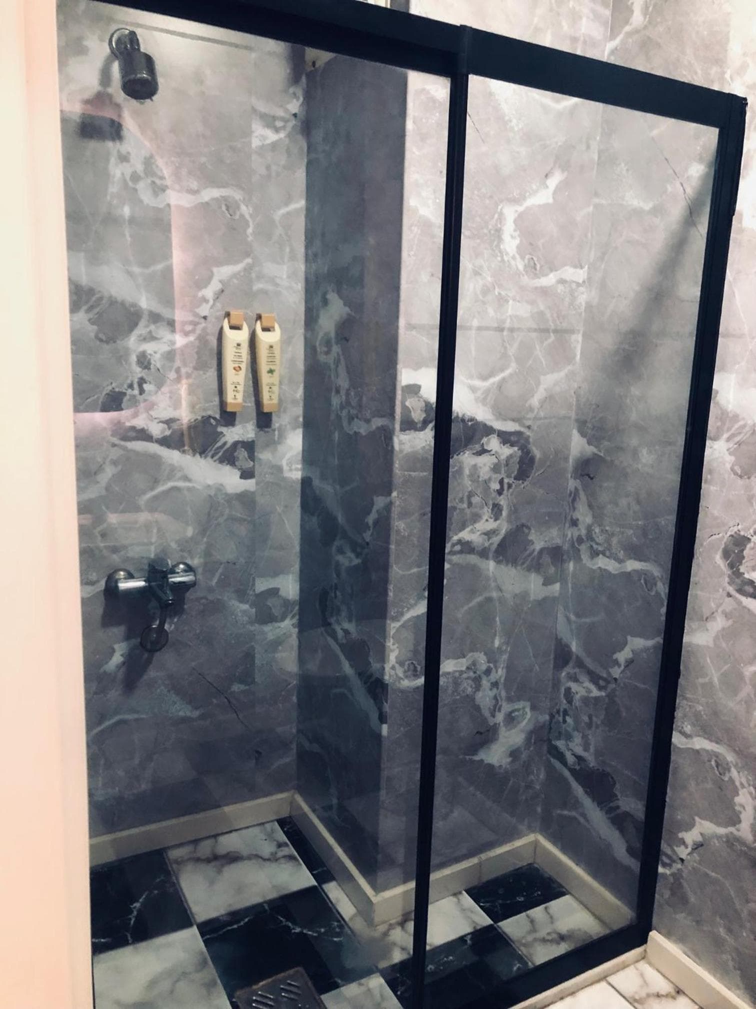 Emirtimes Hotel Kadıköy — 30