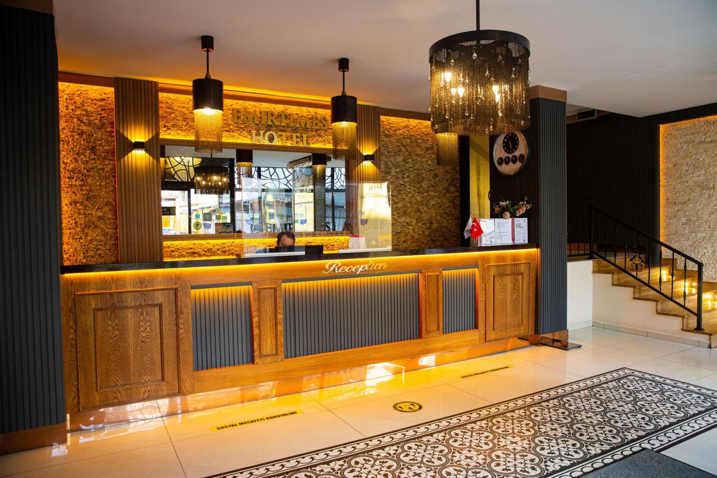 Emirtimes Hotel Kadıköy — 16