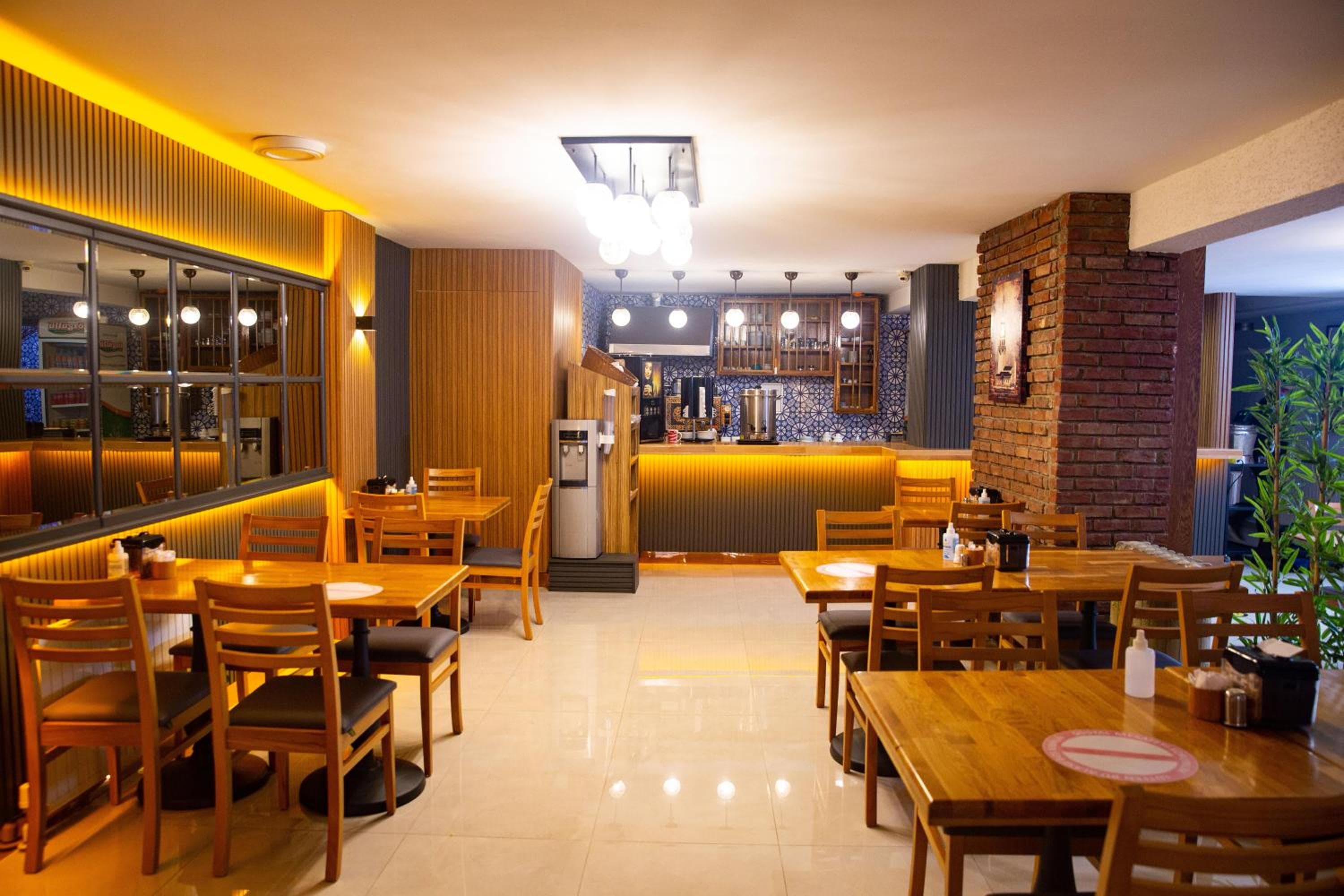 Emirtimes Hotel Kadıköy — 20