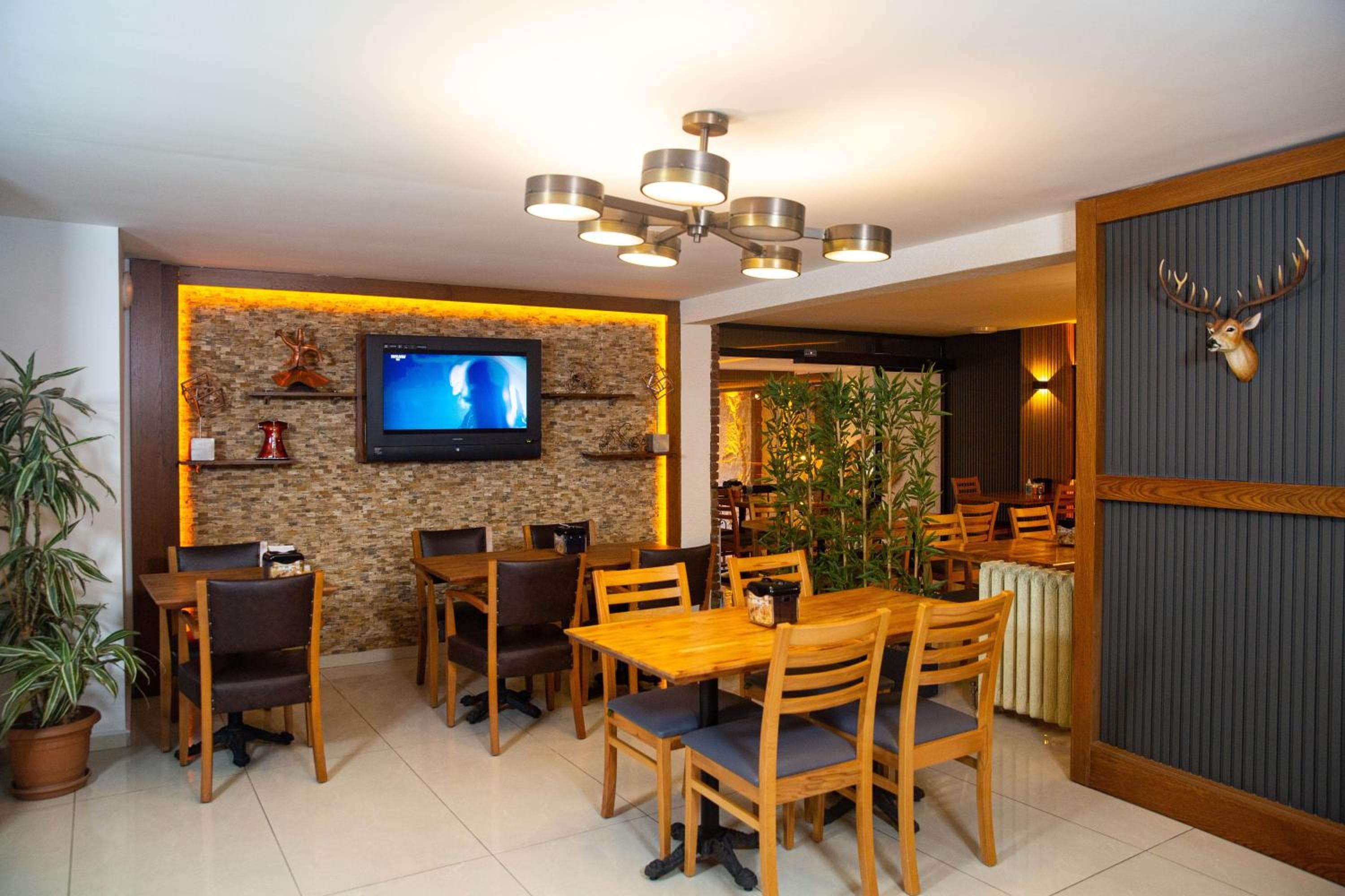 Emirtimes Hotel Kadıköy — 21