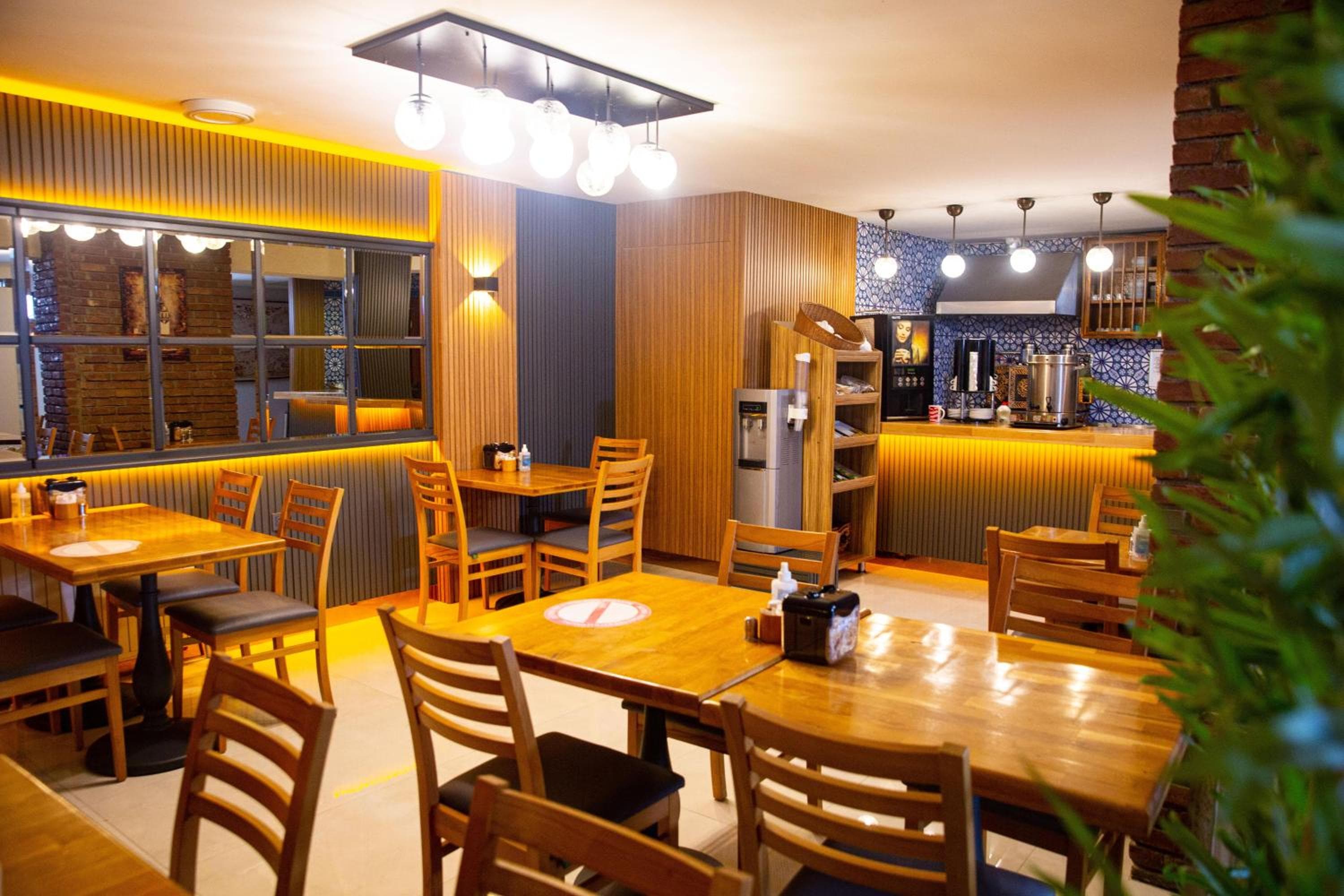 Emirtimes Hotel Kadıköy — 22