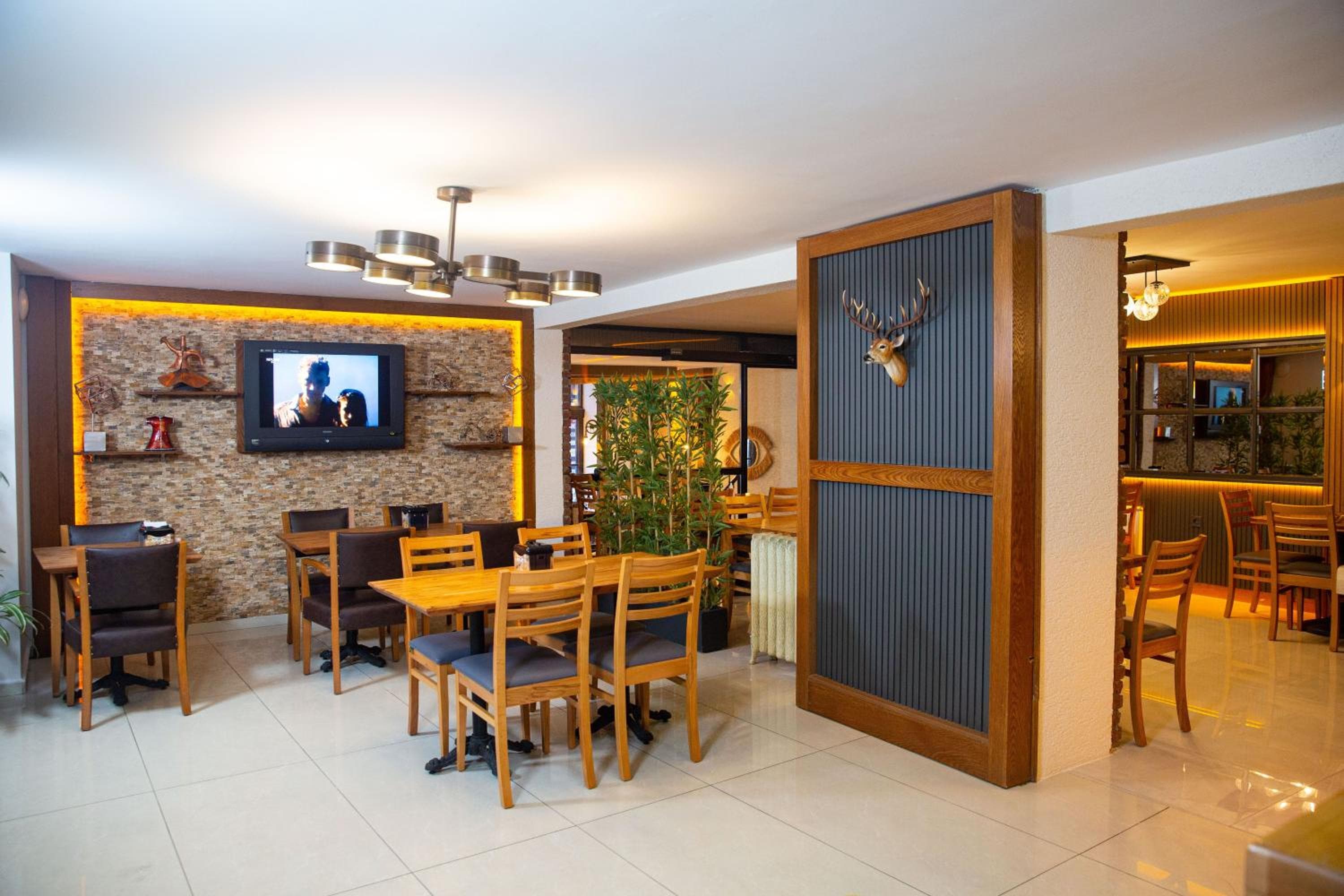 Emirtimes Hotel Kadıköy — 7