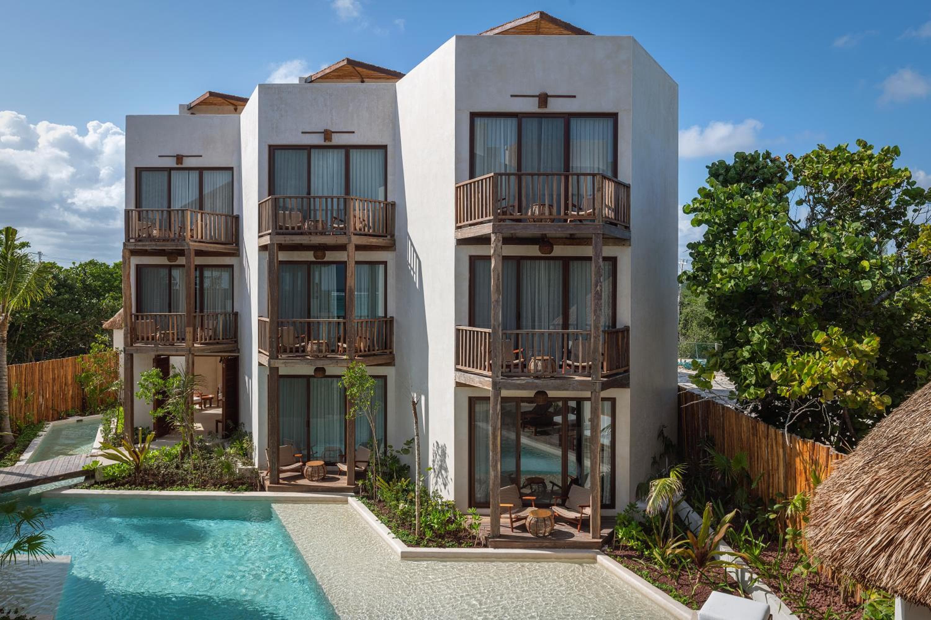 Nerea Tulum — 16