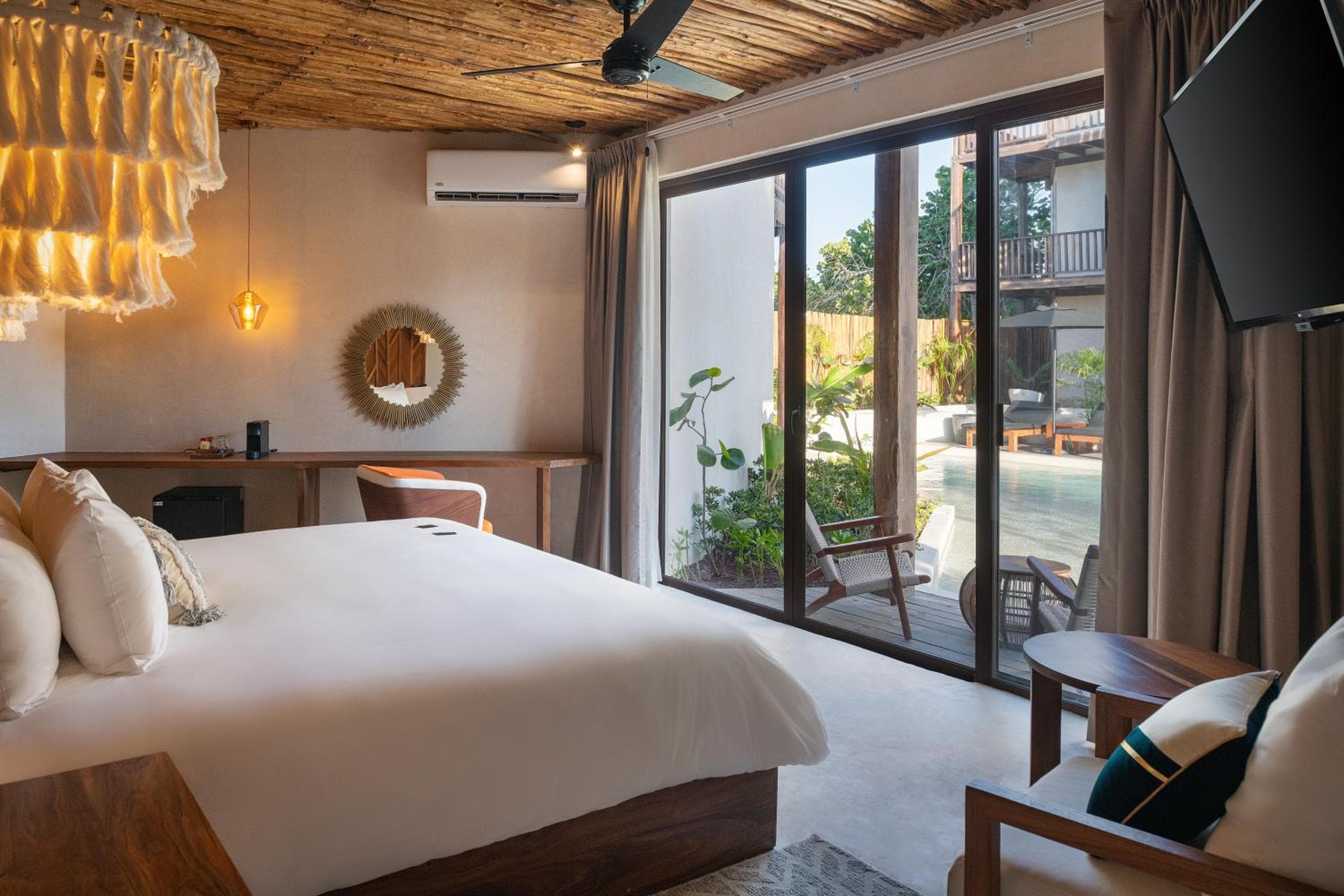 Nerea Tulum — 19