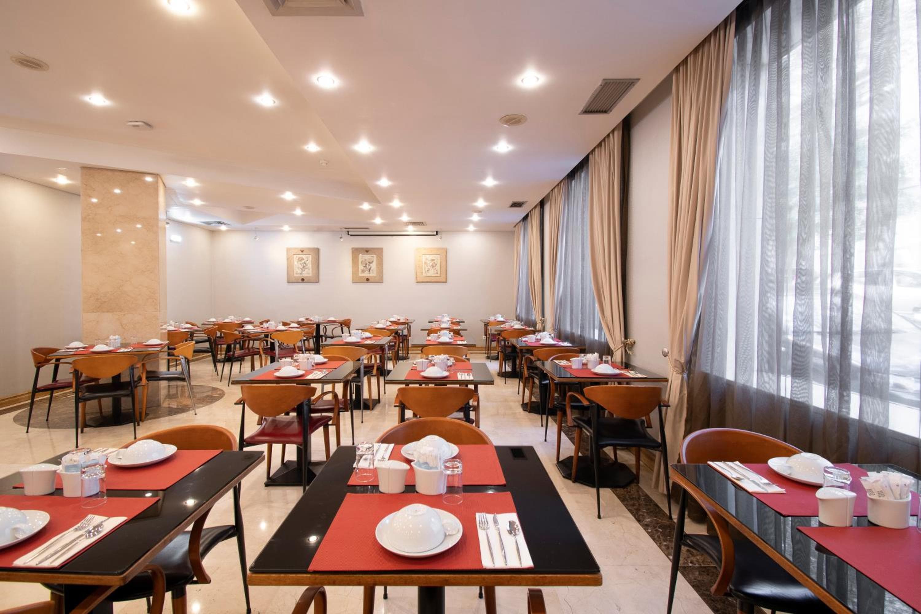 SANA Reno Hotel — 16