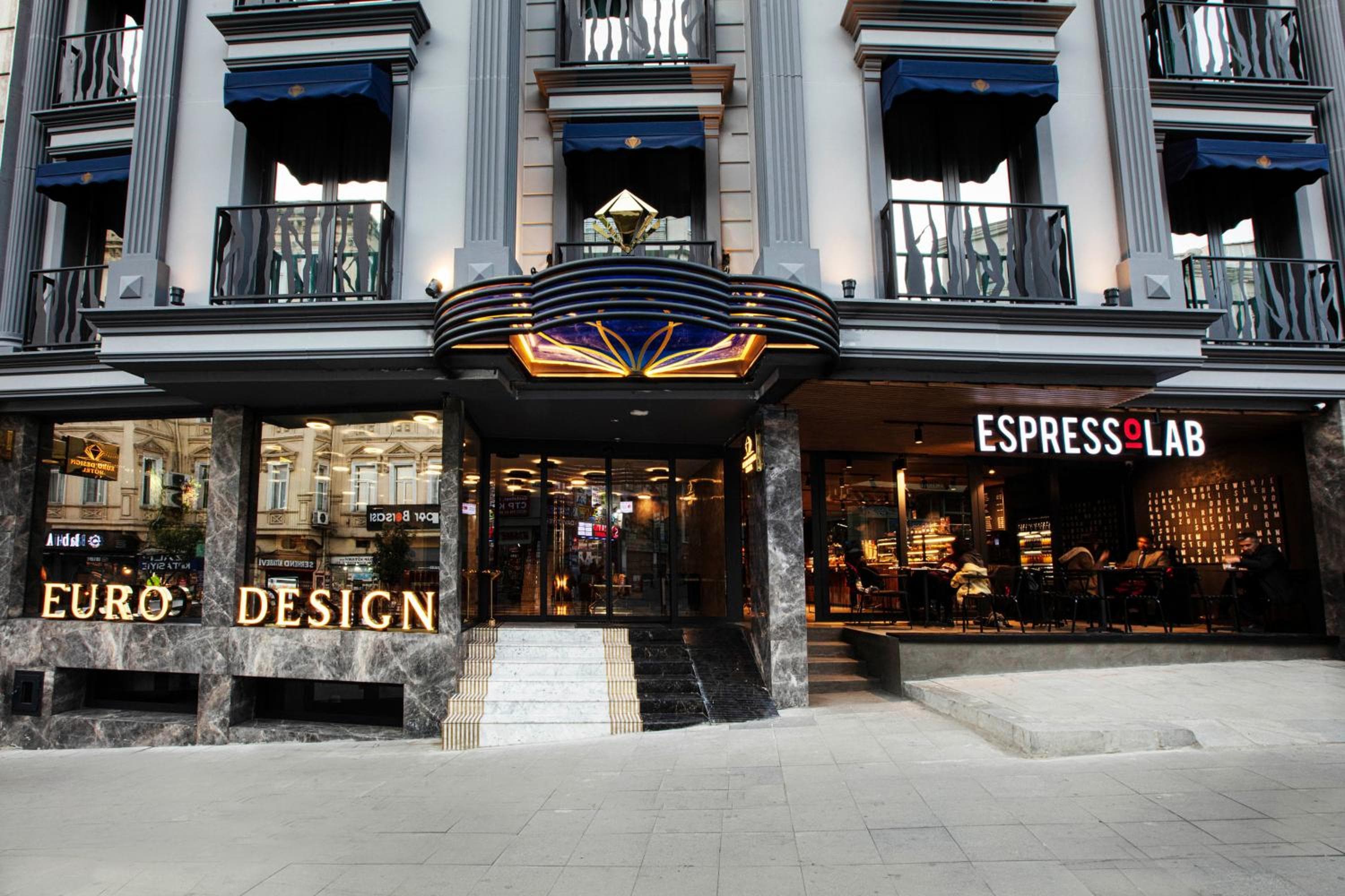 Euro Hotel de Diseño — 2