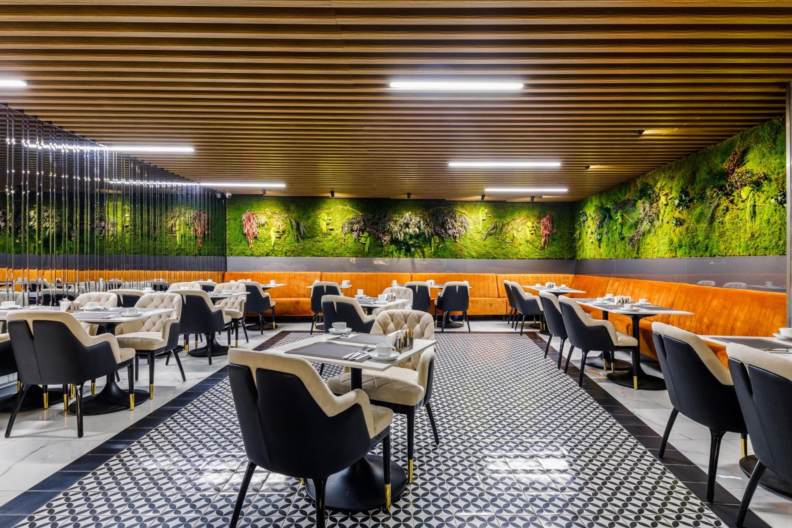 Euro Design Hotel — 15