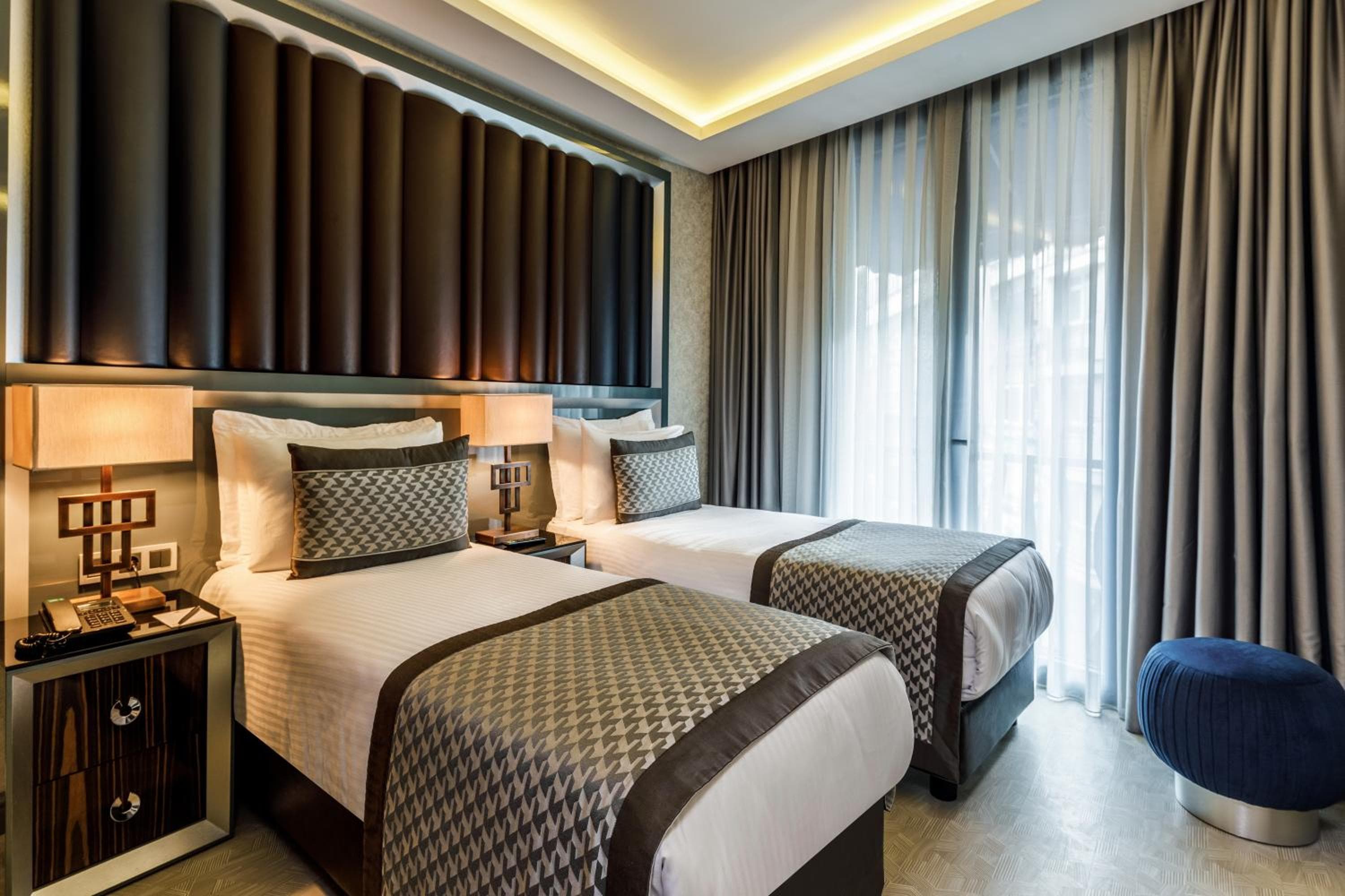 Euro Design Hotel — 12