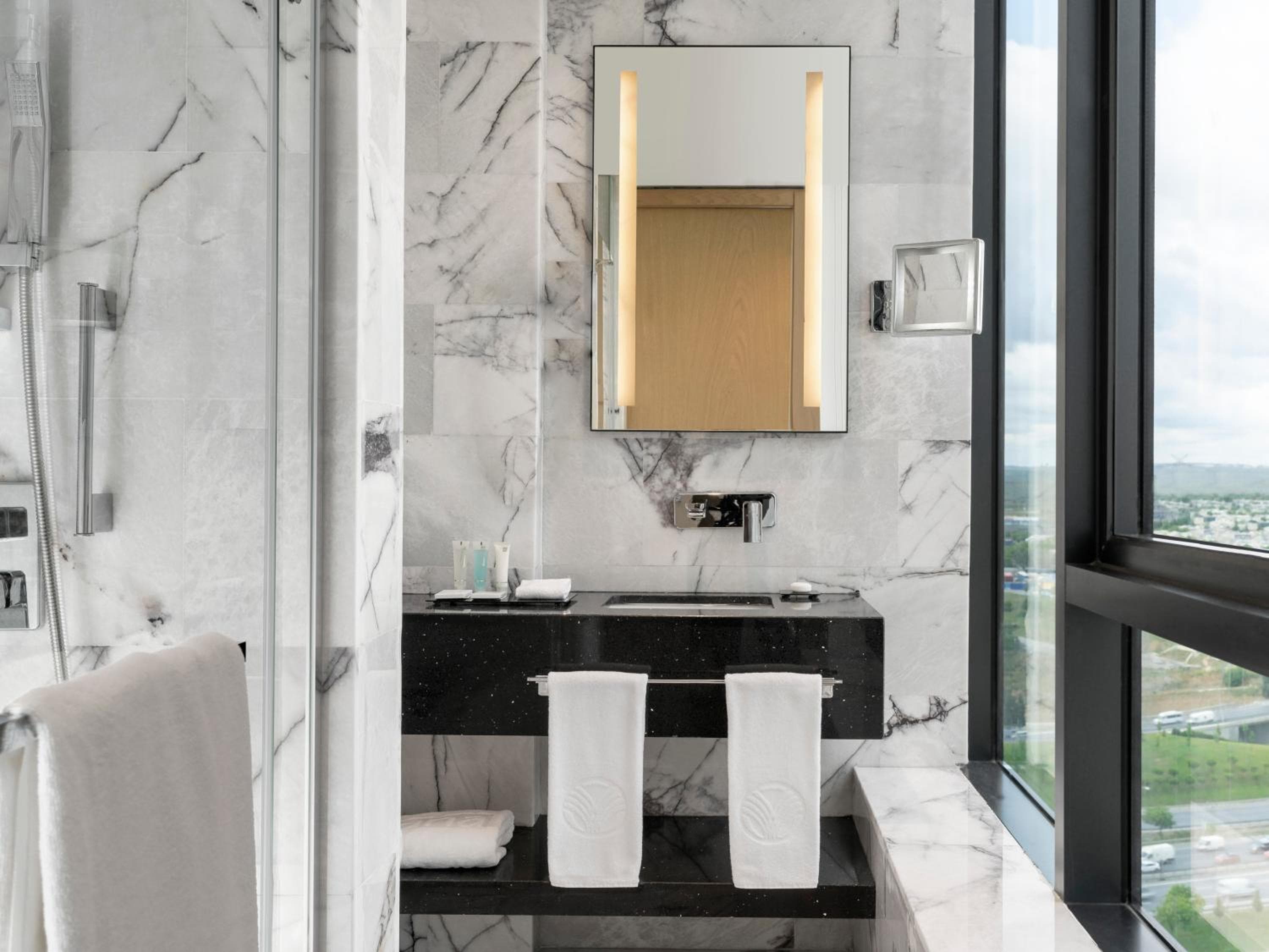 WestSide Residences by Rotana — 13