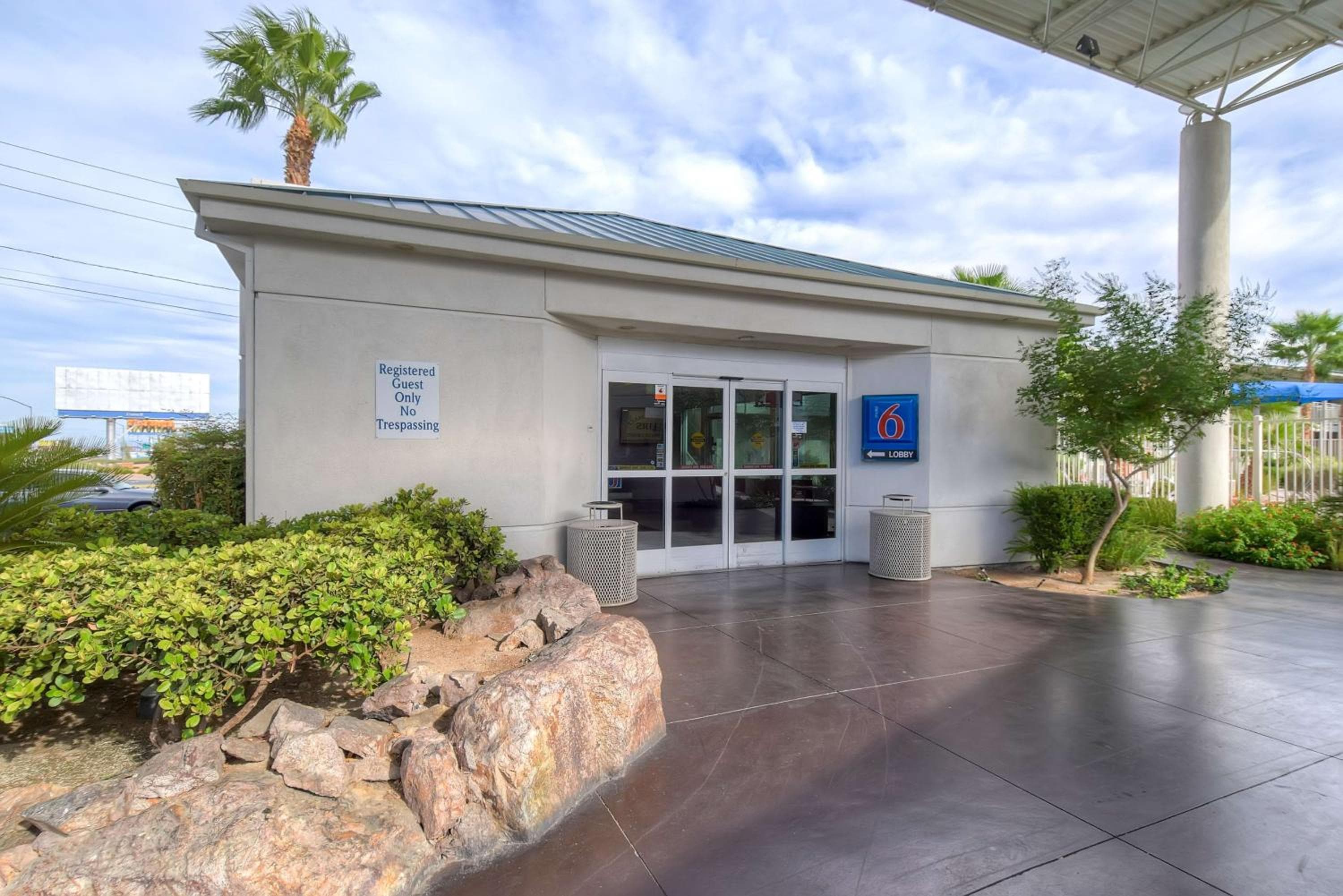 Studio 6 Suites Las Vegas, NV - Tropicana — 3