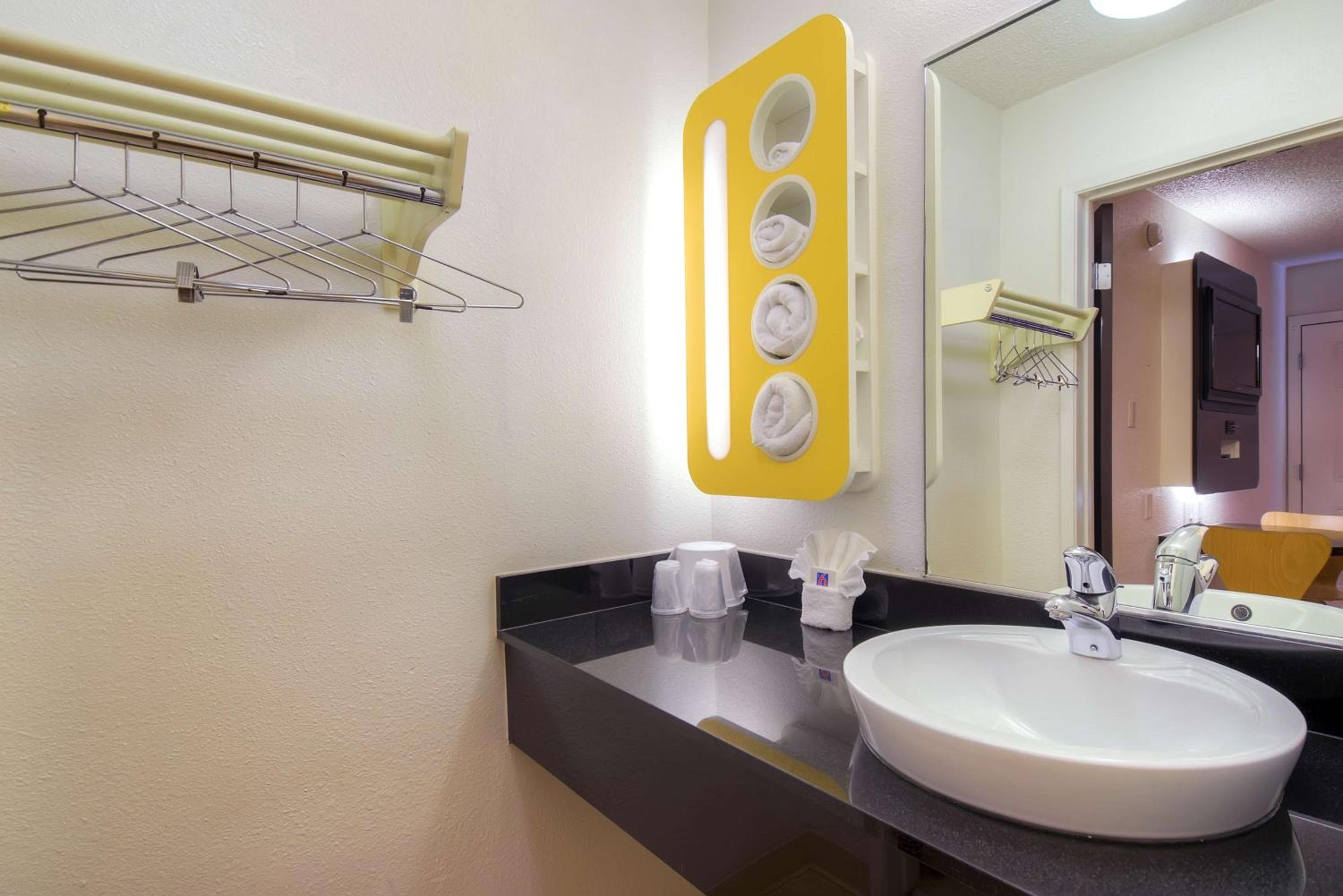 Studio 6 Suites Las Vegas, NV - Tropicana — 15