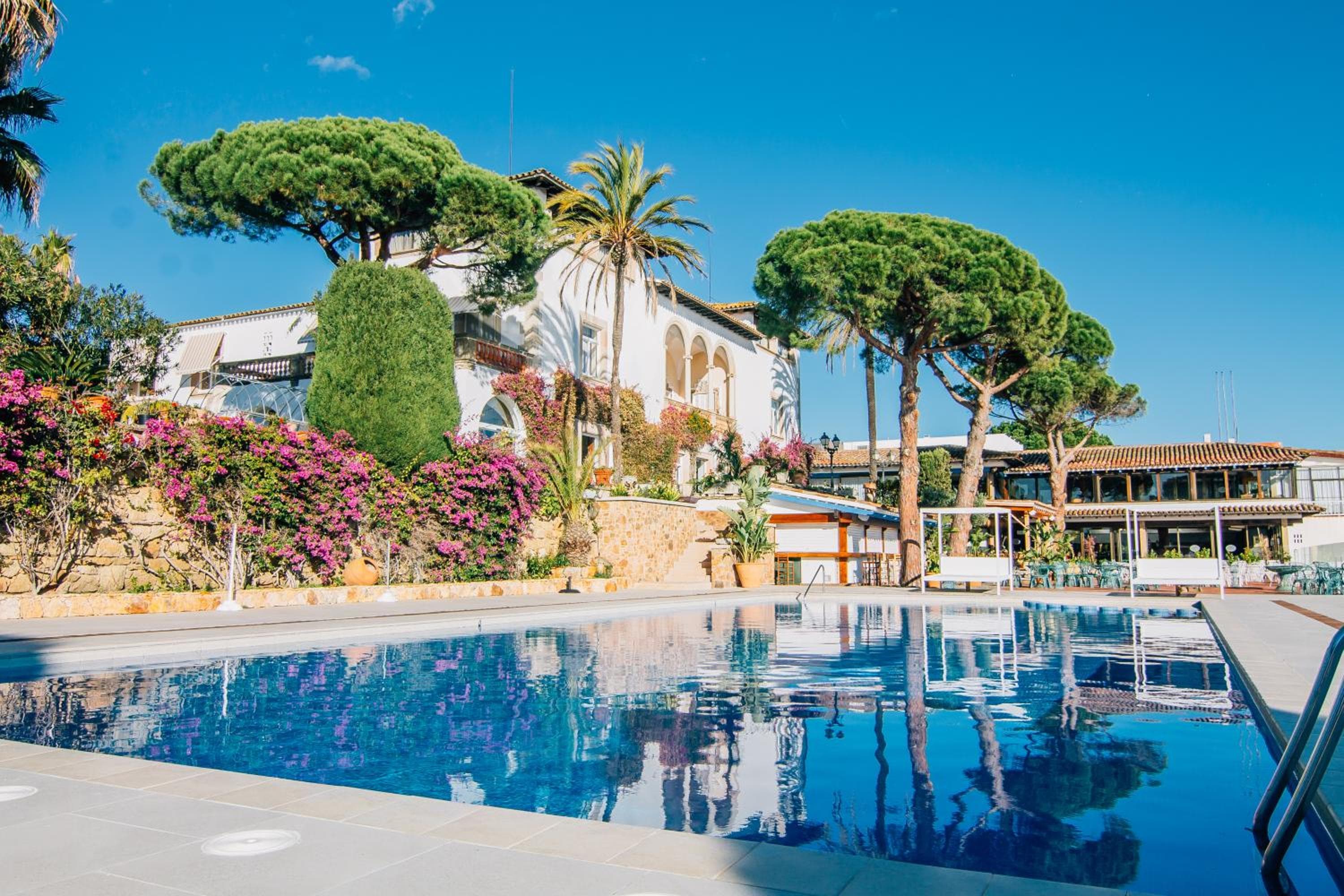 Hotel Roger de Flor by Seleqtta — 1