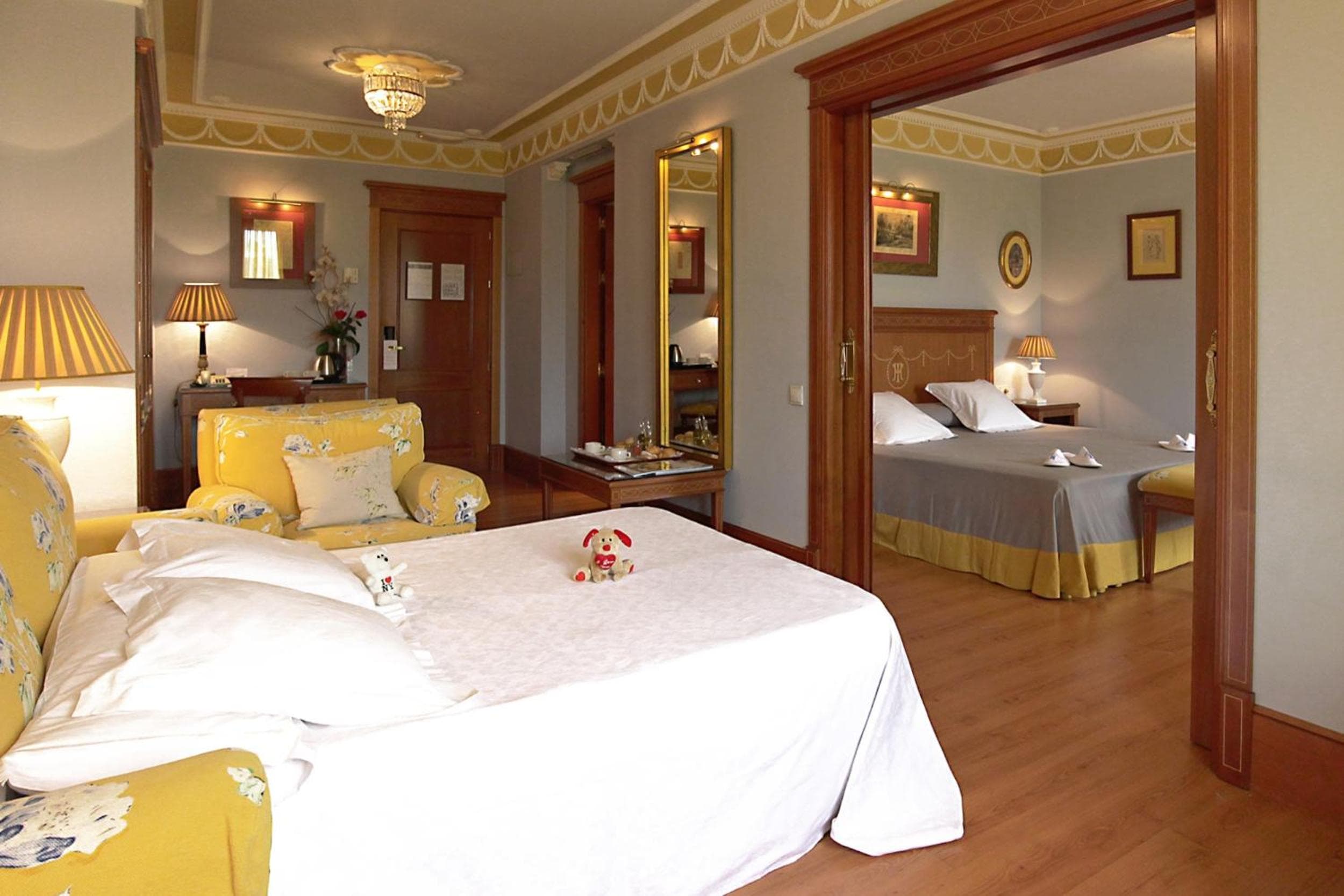 Hotel Inglaterra — 22