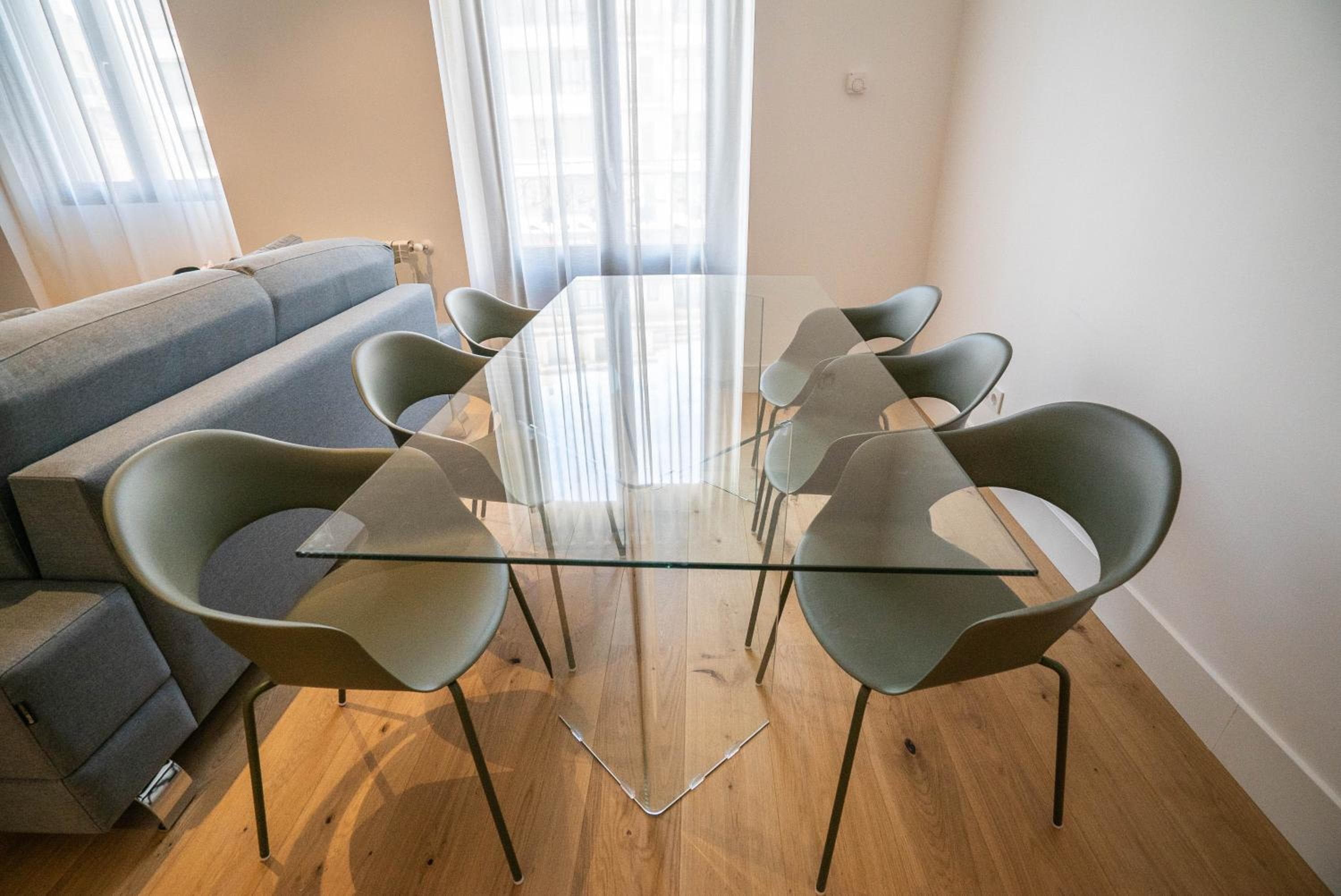 Smartr Madrid Gran Via Apartments — 20