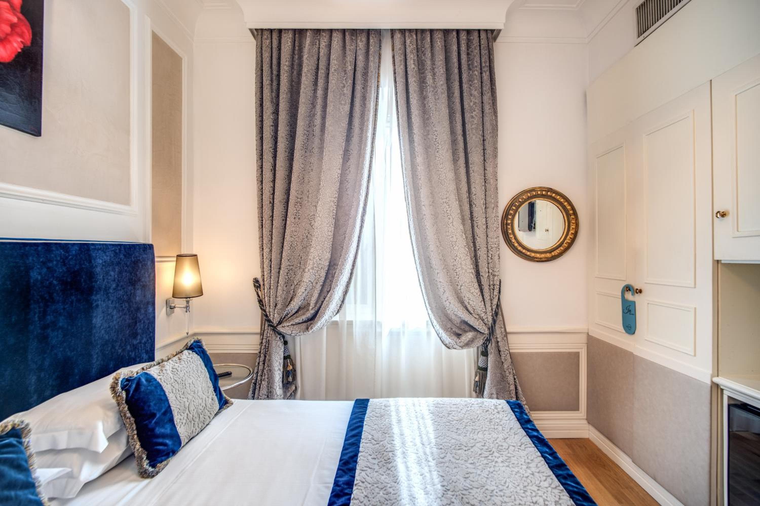 Das Britannia Hotel — 30