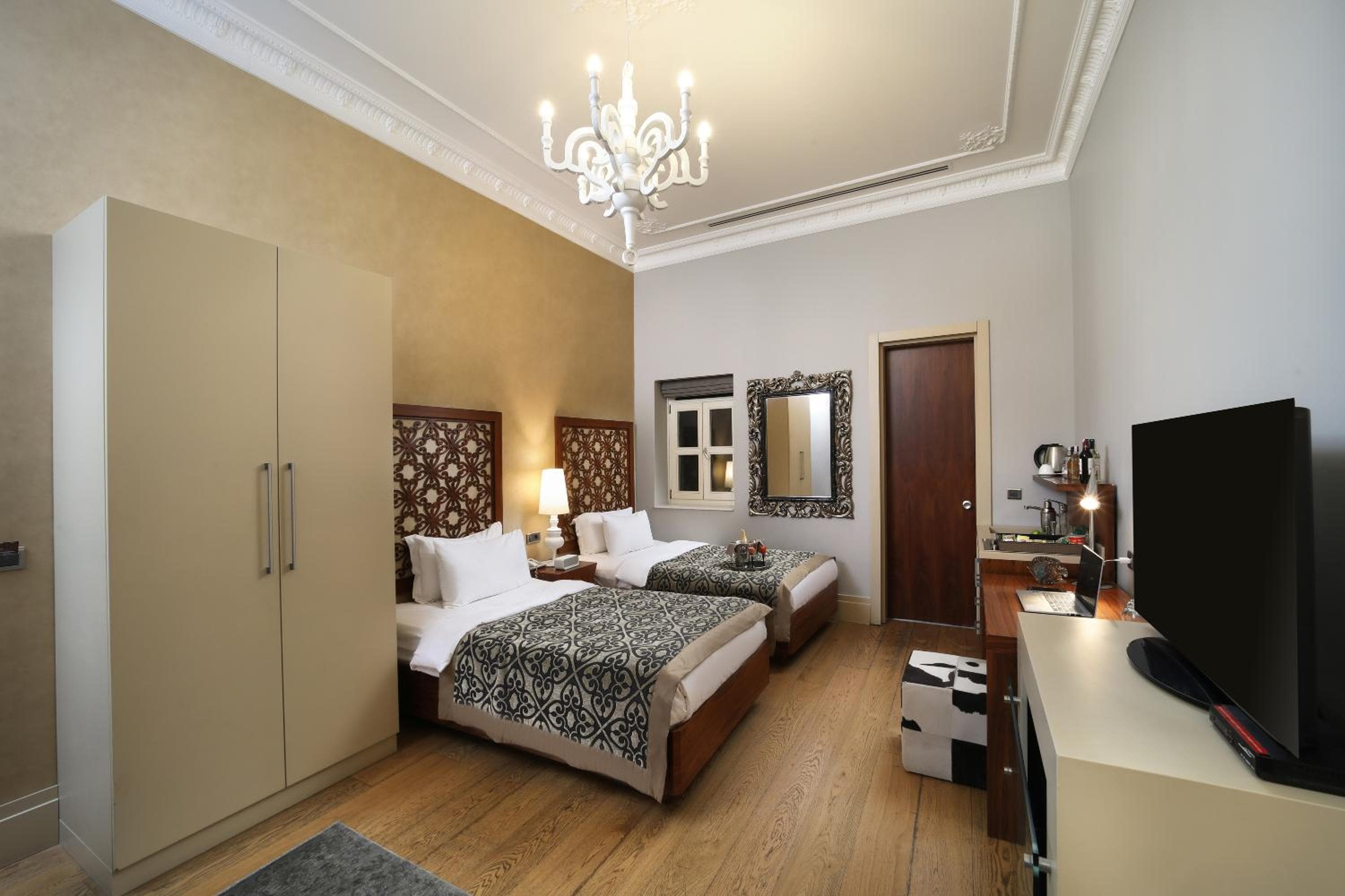 The Story Hotel Pera — 14