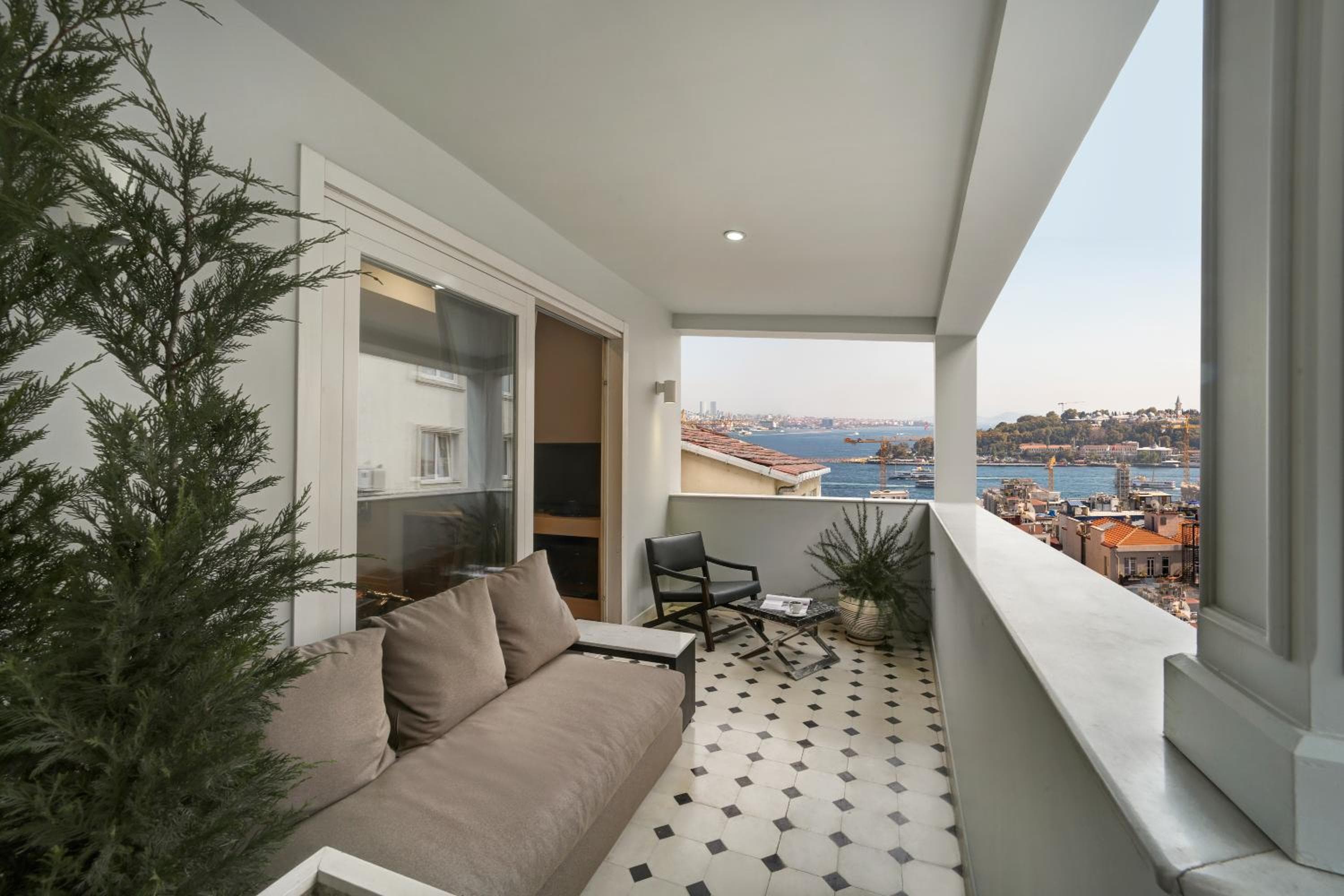 The Story Hotel Pera — 13