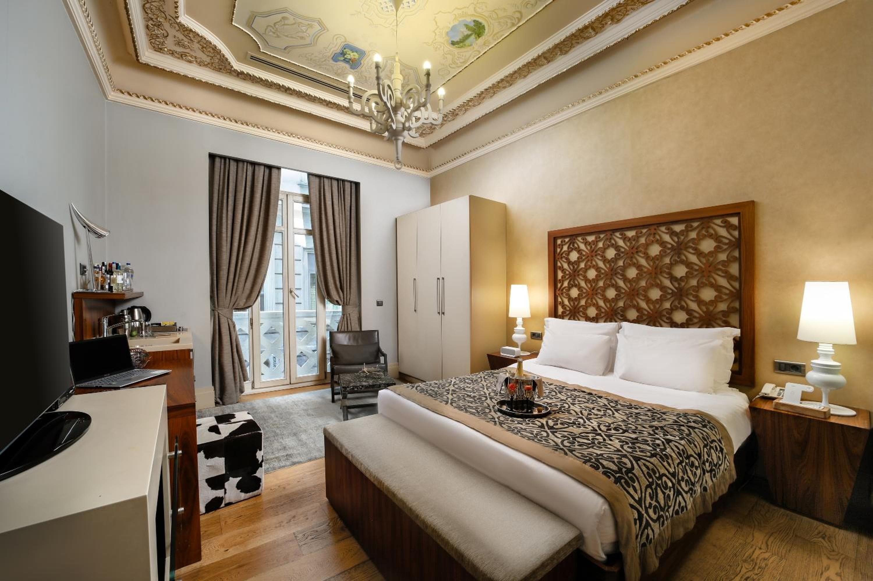 The Story Hotel Pera — 4