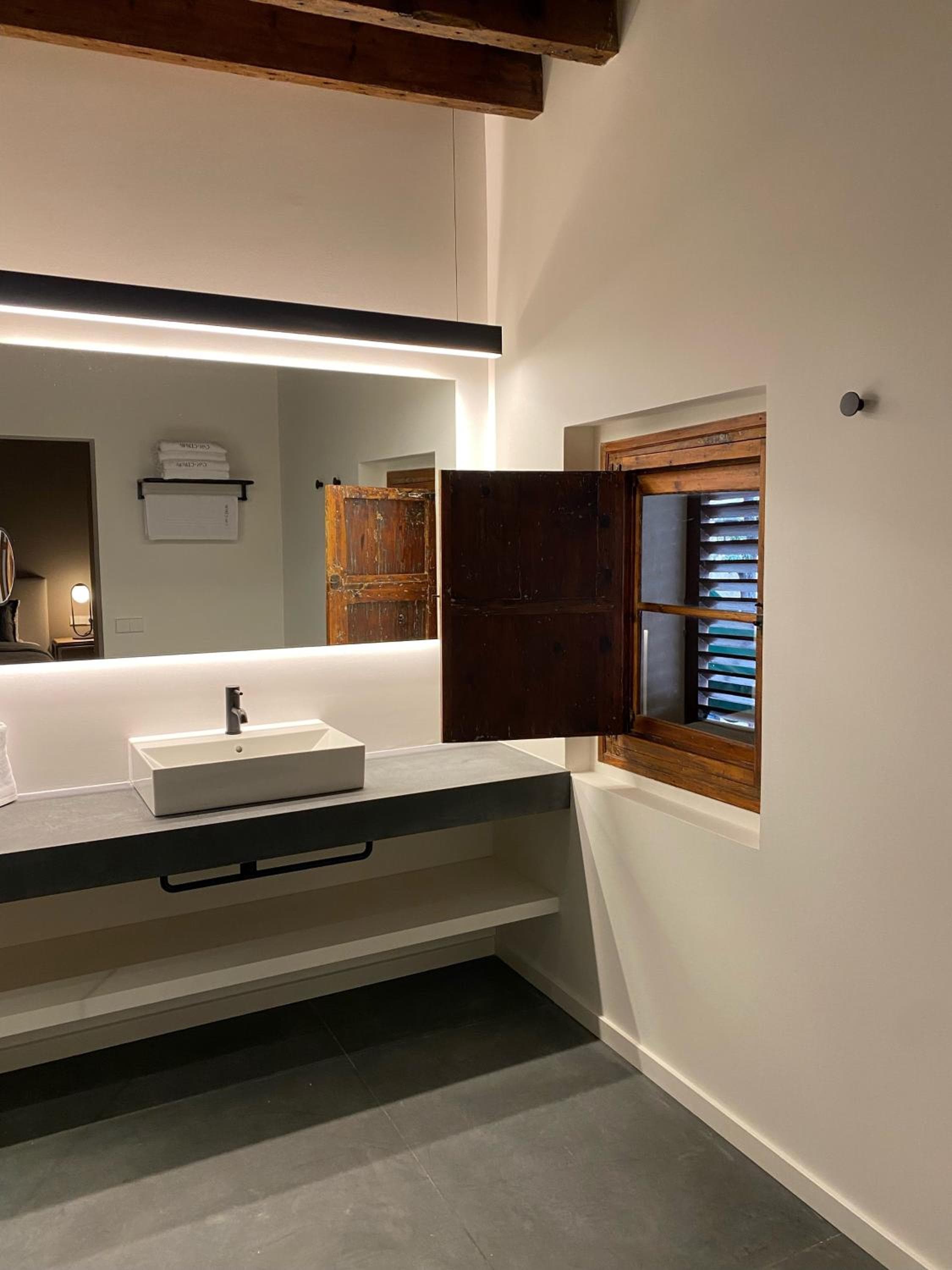 Hotel Can Cirera — 10