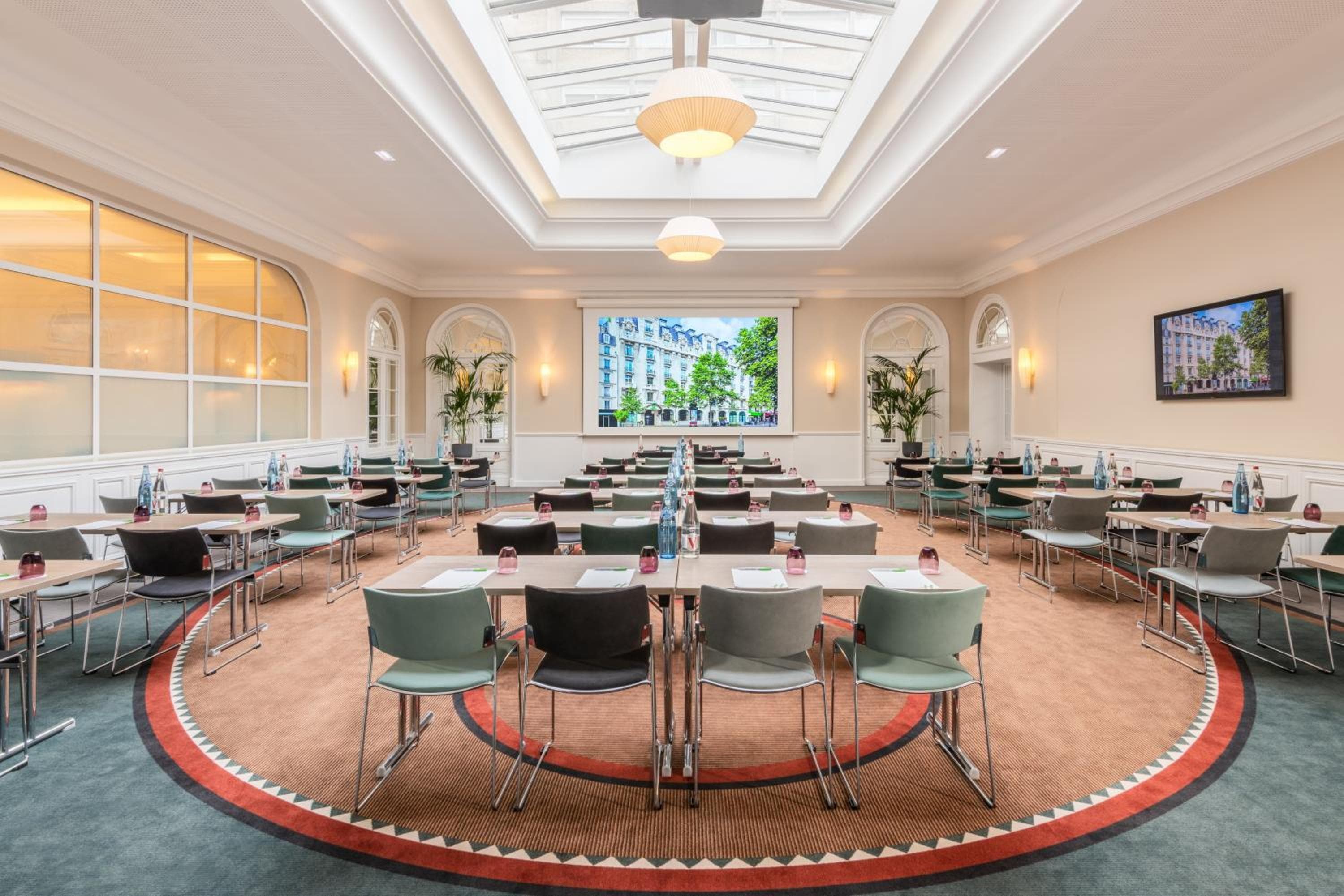 Holiday Inn Paris - Gare de Lyon Bastille by IHG — 7