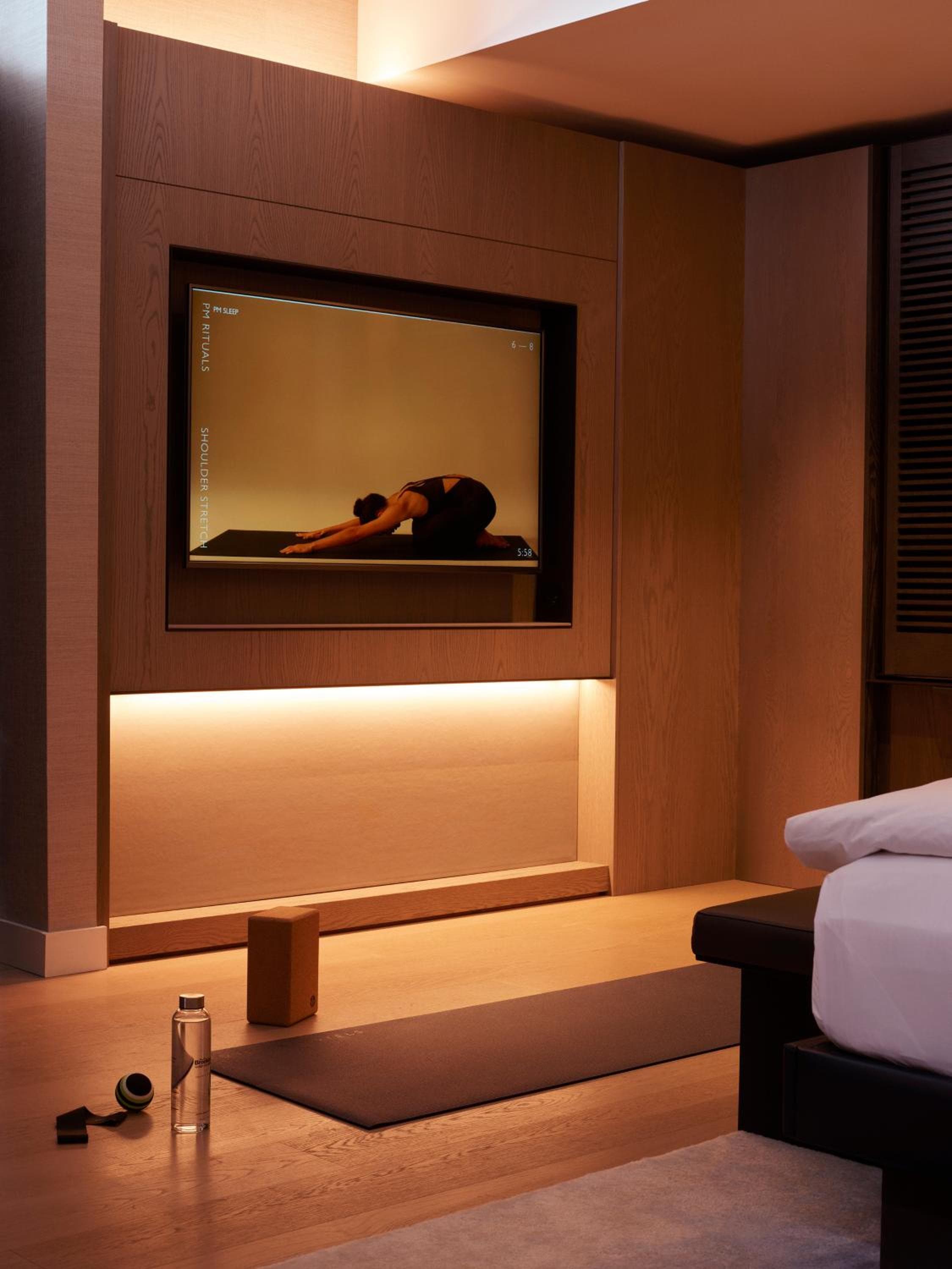 Equinox Hotel Hudson Yards New York City — 23