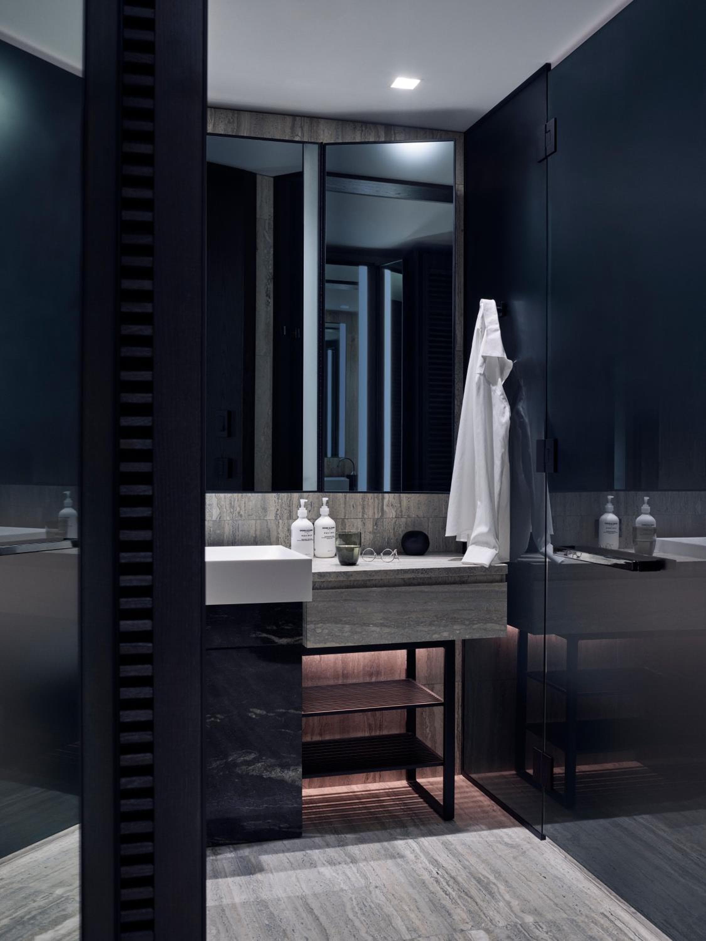 Equinox Hotel New York — 7