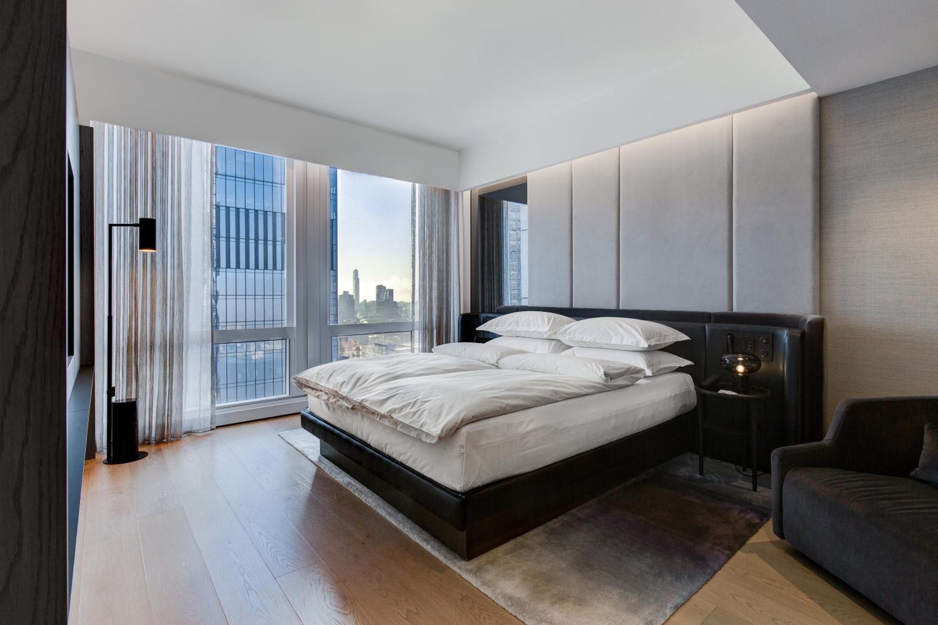 Equinox Hotel New York — 30