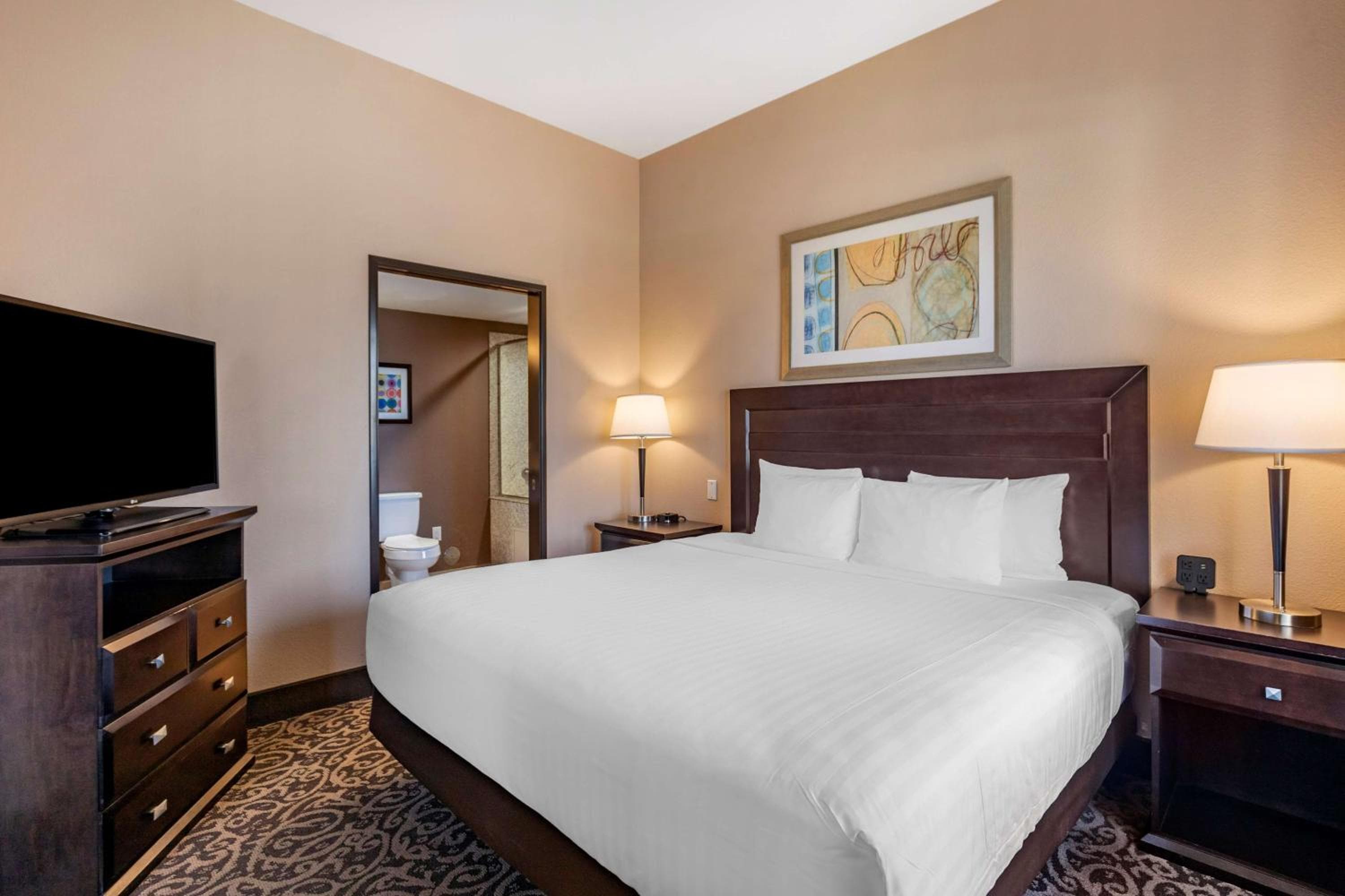 Best Western Plus Las Vegas South Henderson — 17