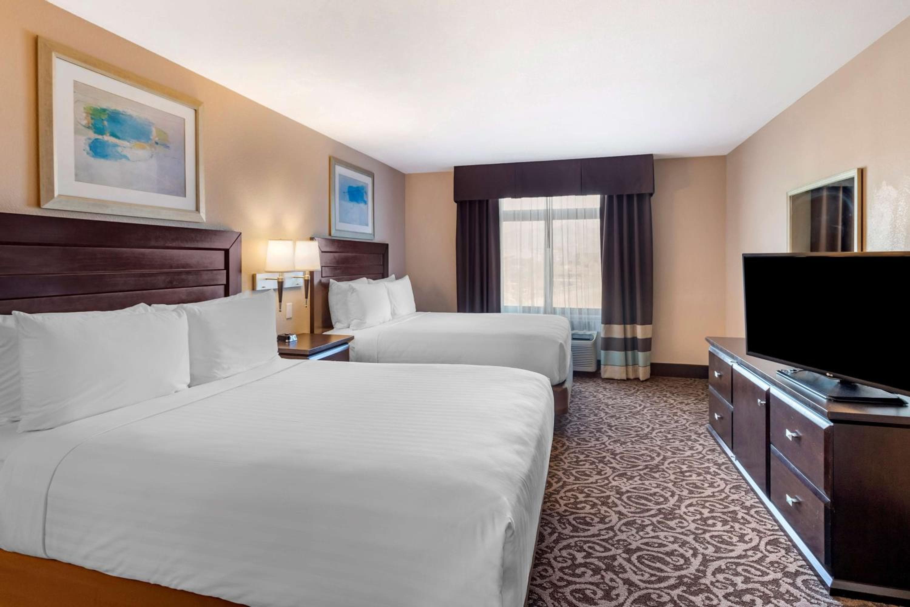 Best Western Plus Las Vegas South Henderson — 15