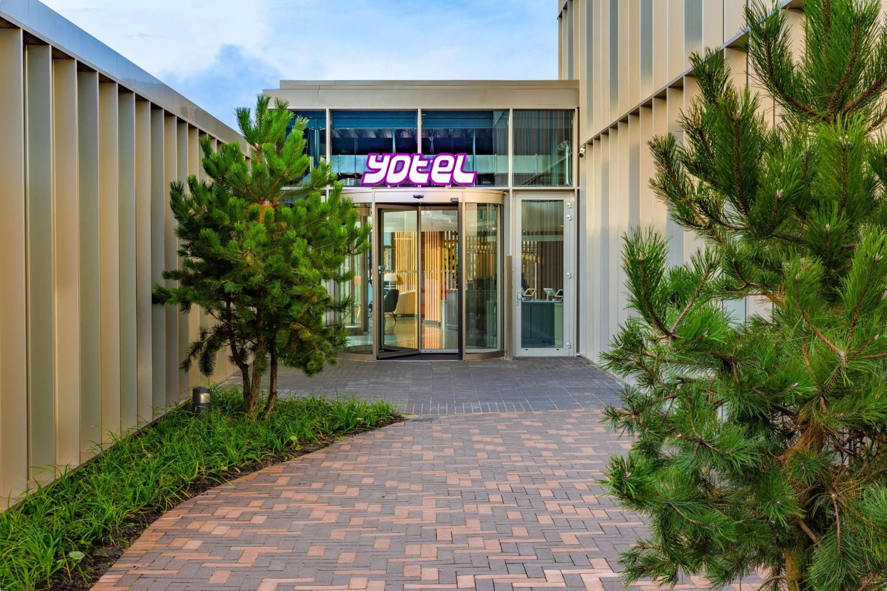 YOTEL Amsterdam — 15