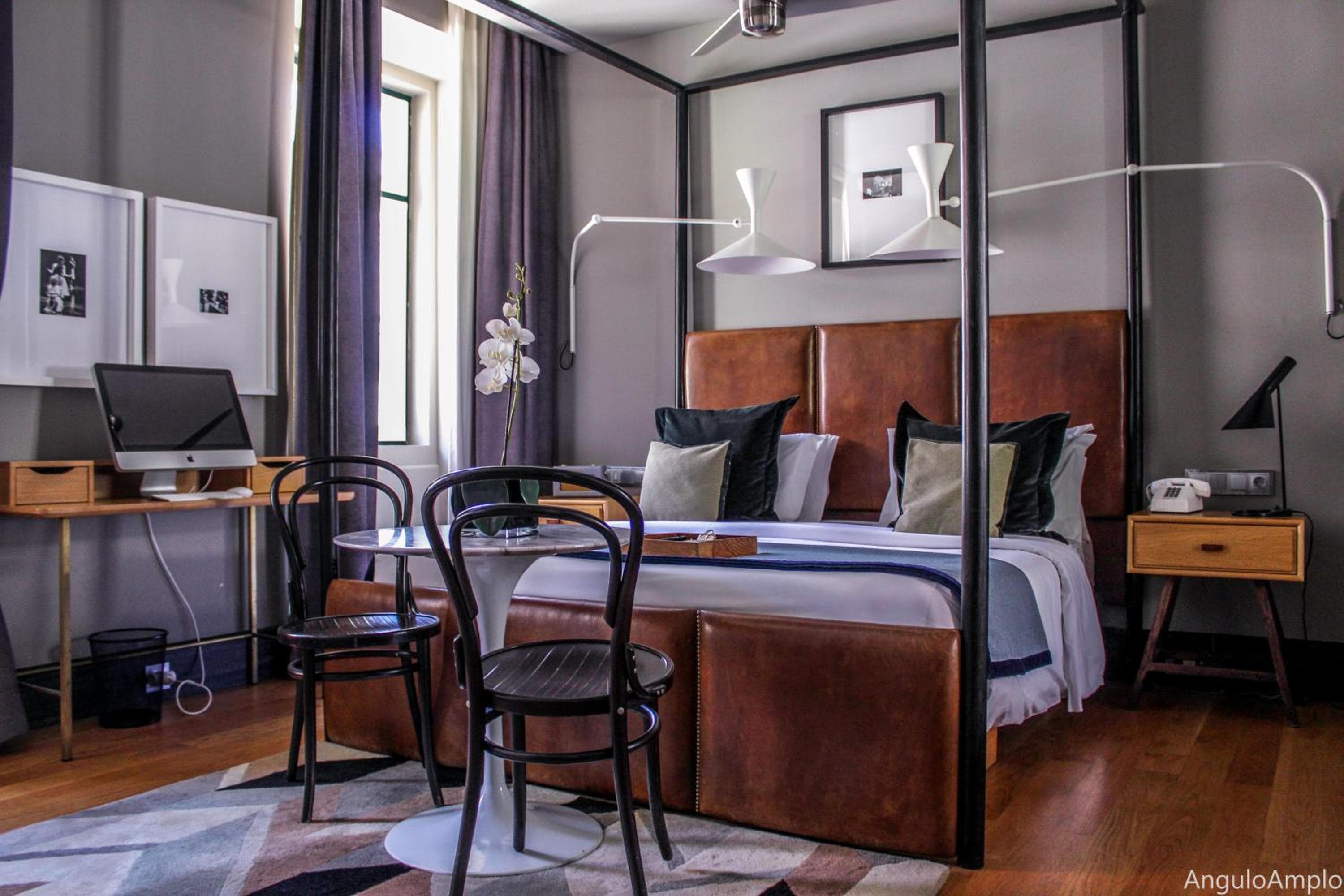 Browns Boutique Hotel — 24