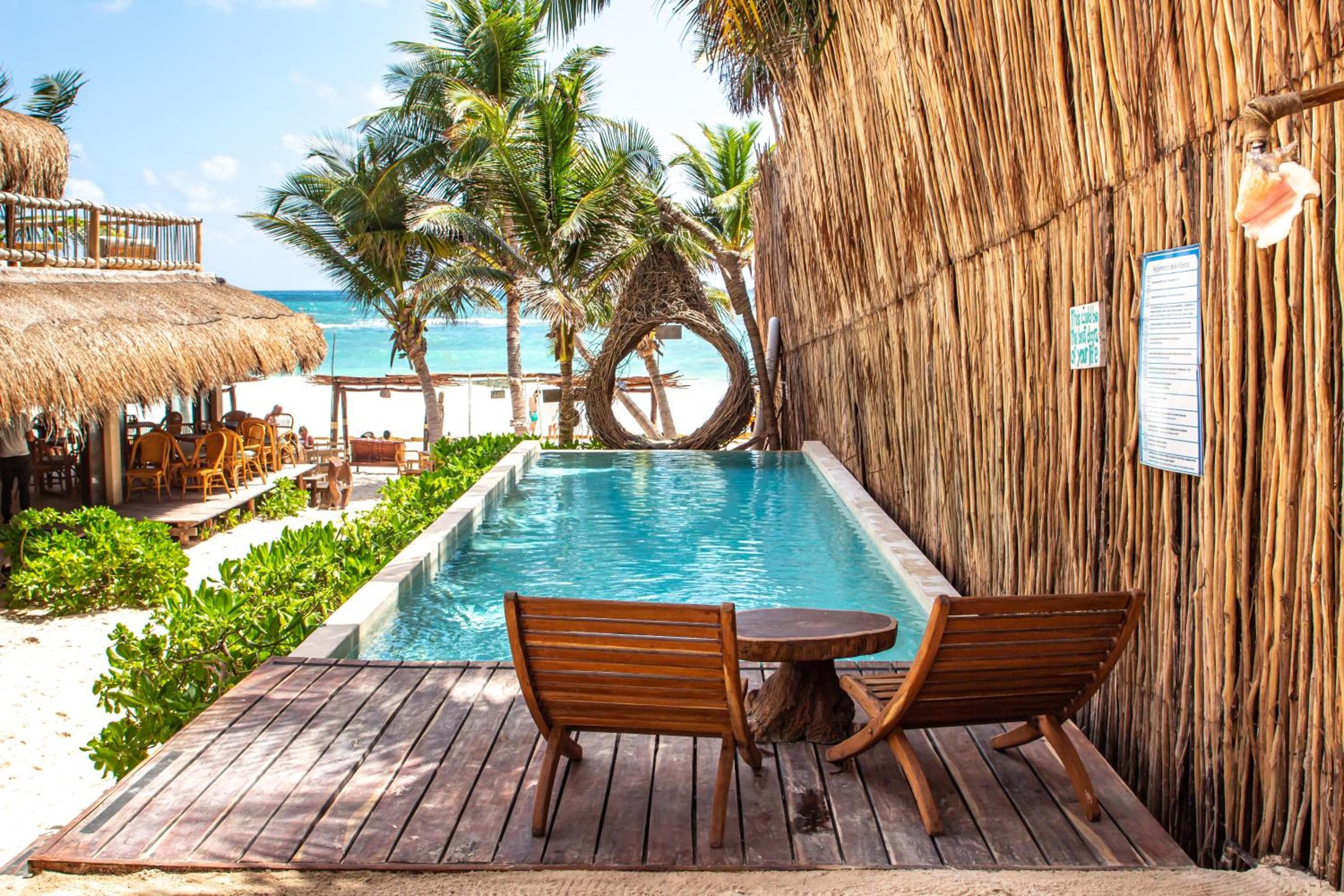Dune Boutique Hotel am Party-Zone — 24