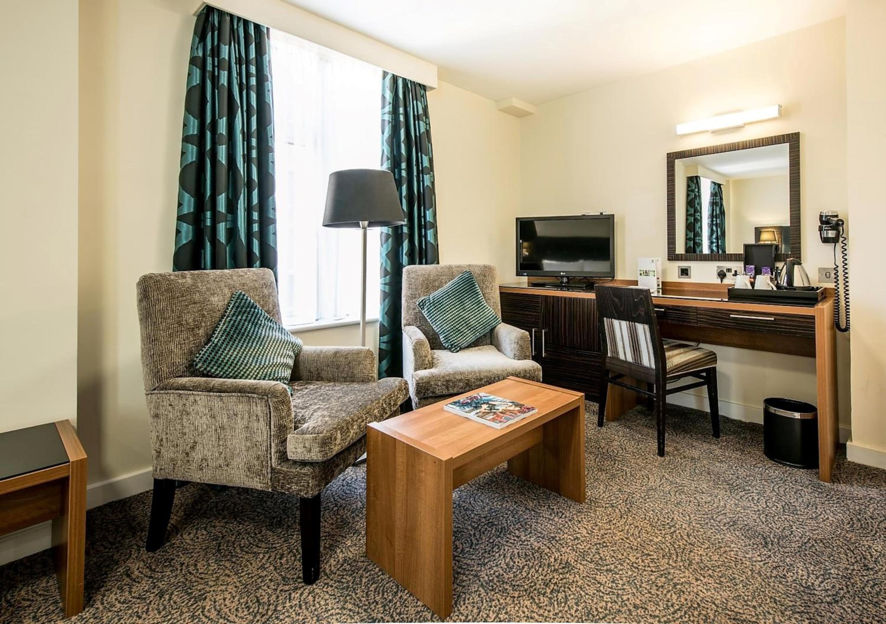 Holiday Inn London Kensington High St. by IHG — 17