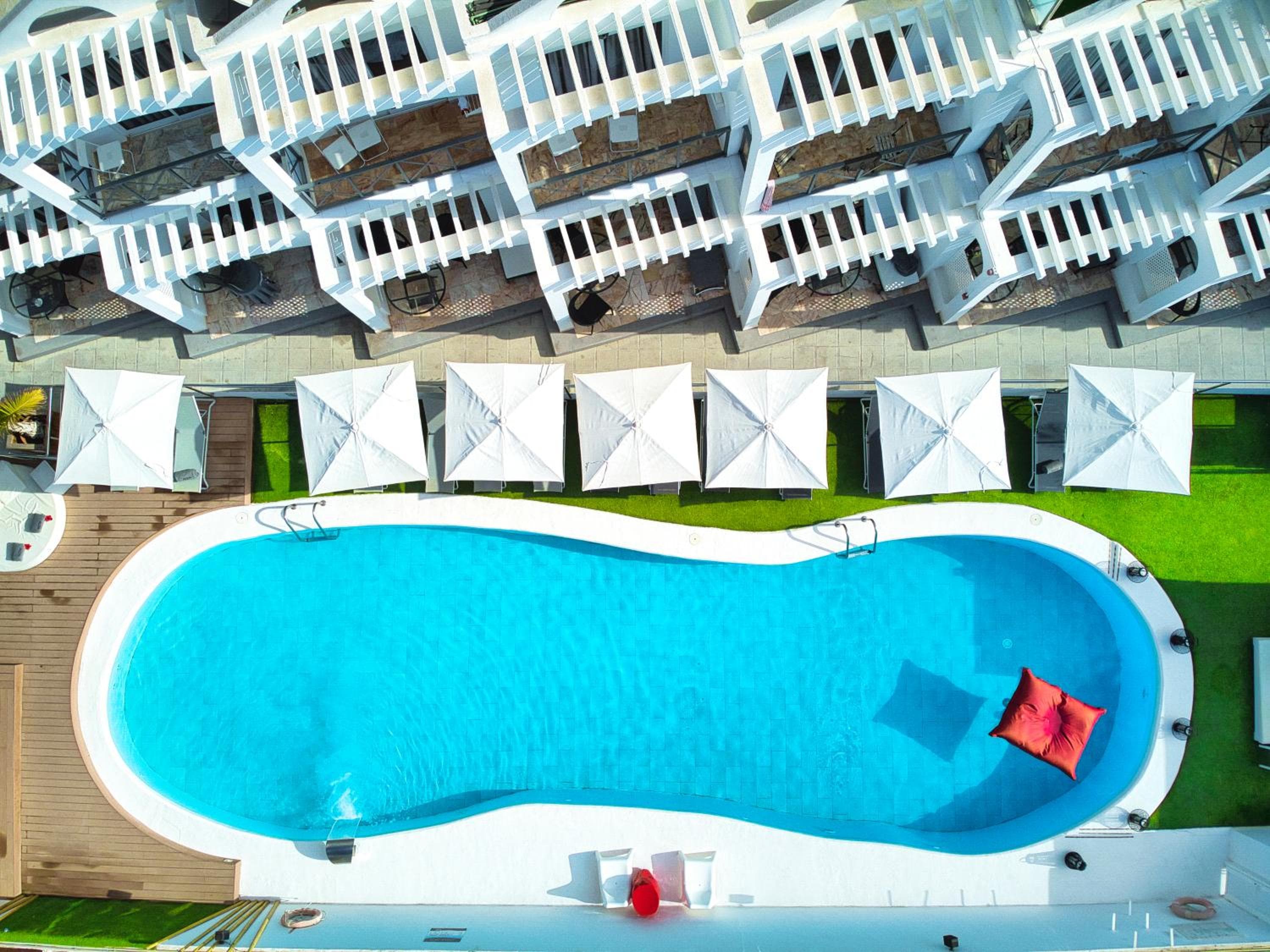 Vista Bonita - Gay and Lesbian Only Resort — 5