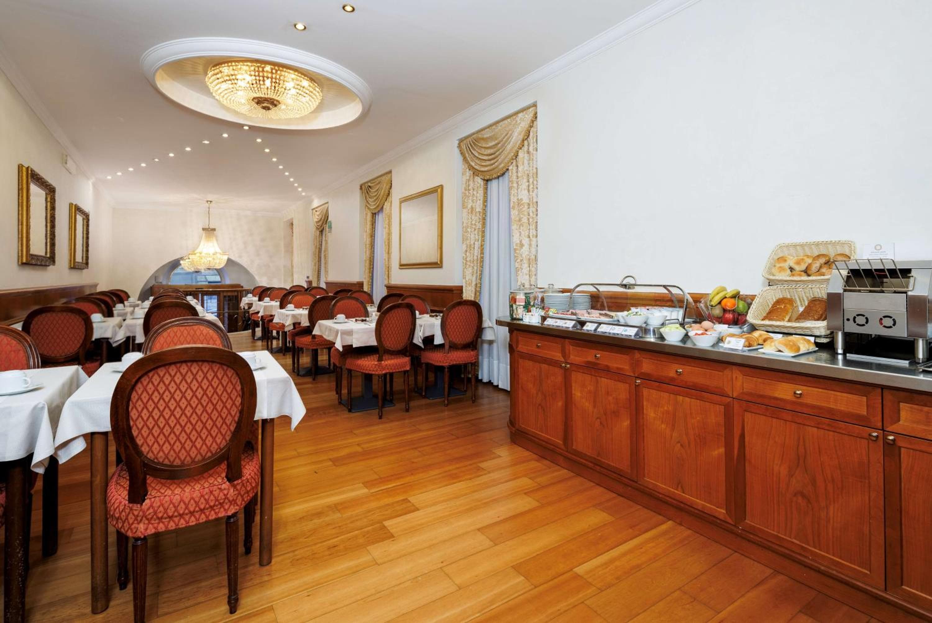 Hotel Raffaello - Sure Hotel Collection de Best Western — 11