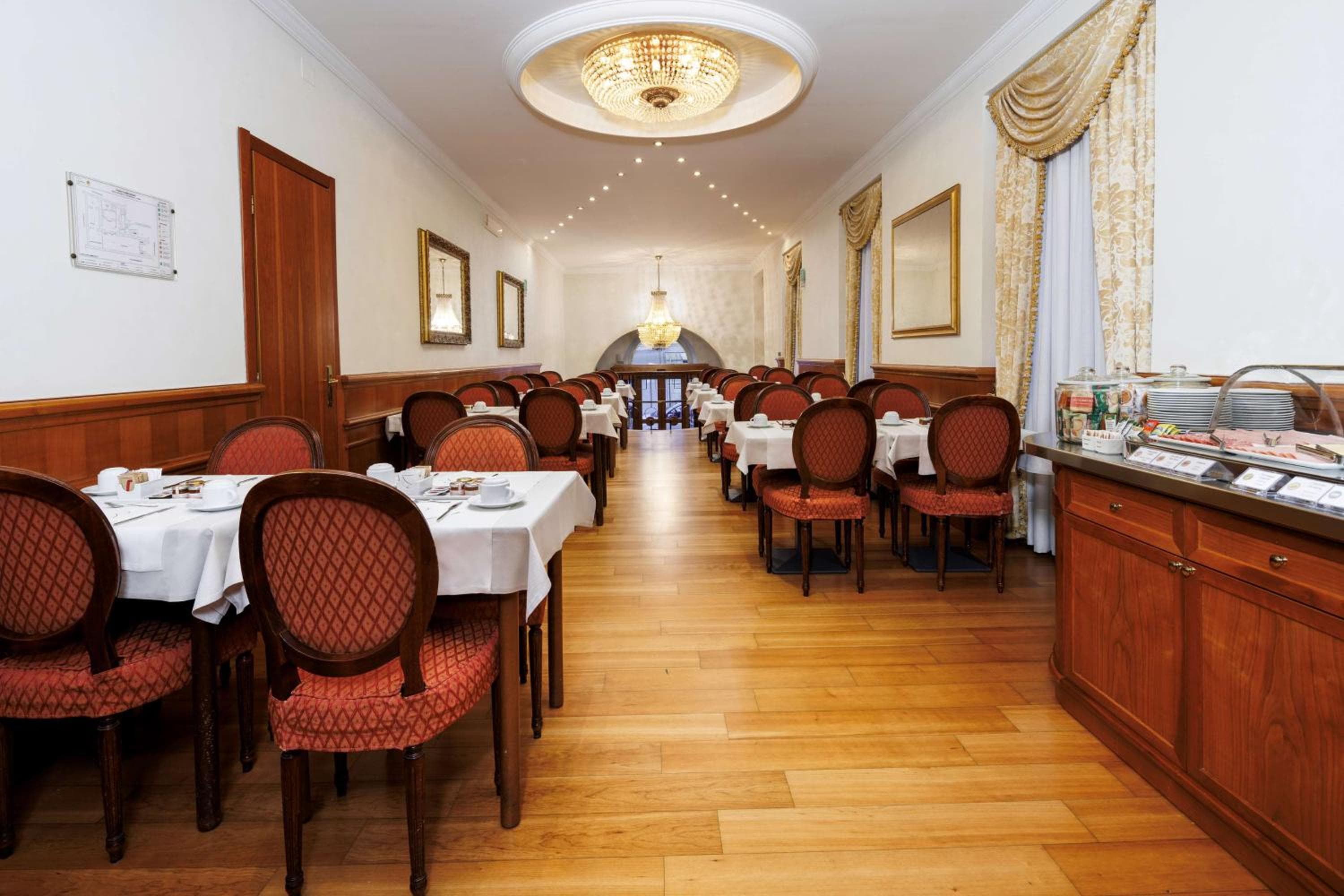 Hotel Raffaello - Sure Hotel Collection de Best Western — 8
