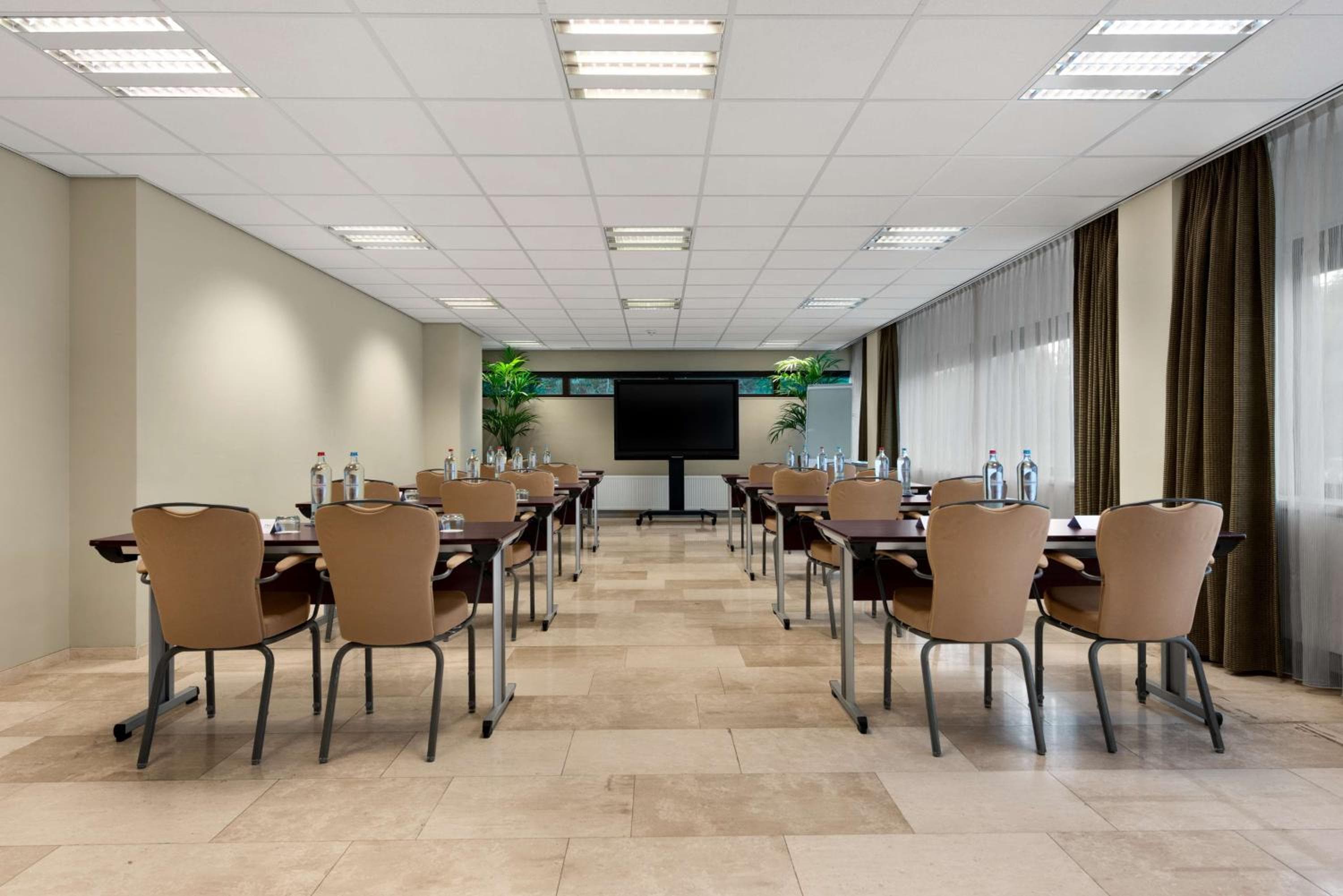 NH Amsterdam Sud — 13