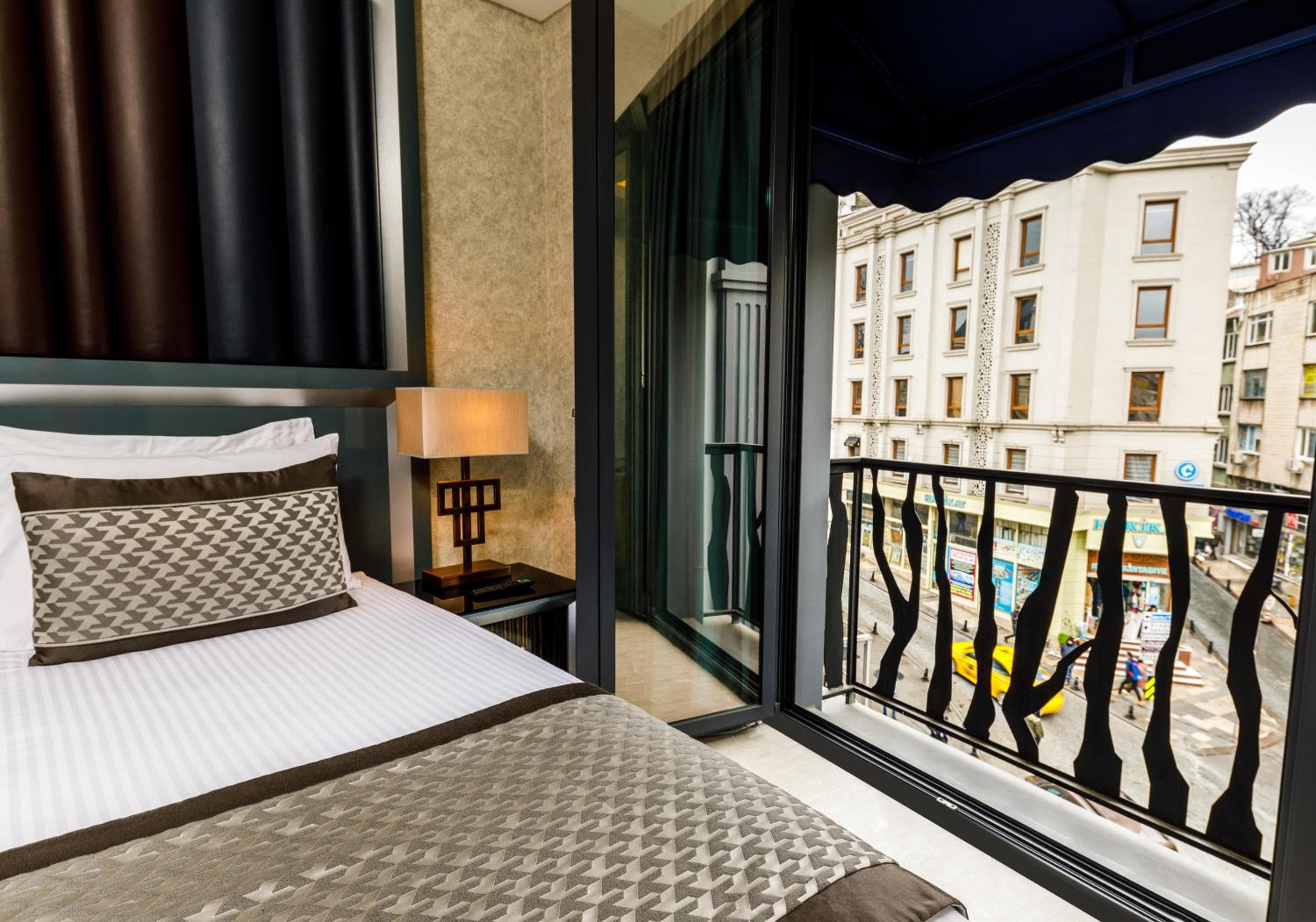 Euro Hotel de Diseño — 16