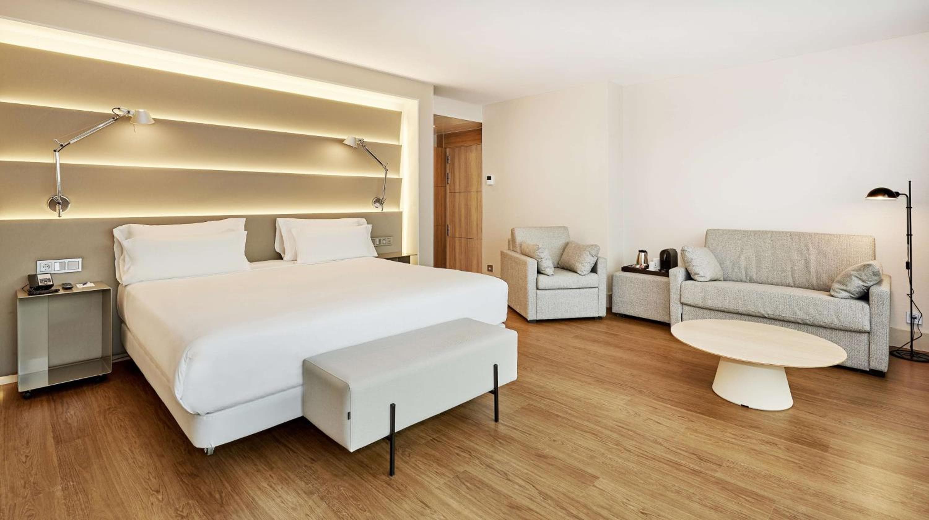 NH Sants Barcelona — 24