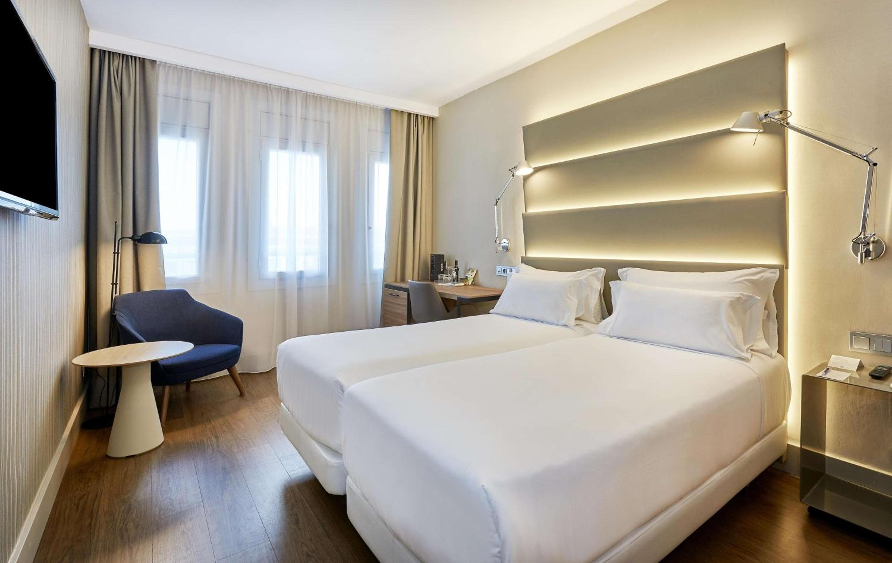 NH Sants Barcelona — 28