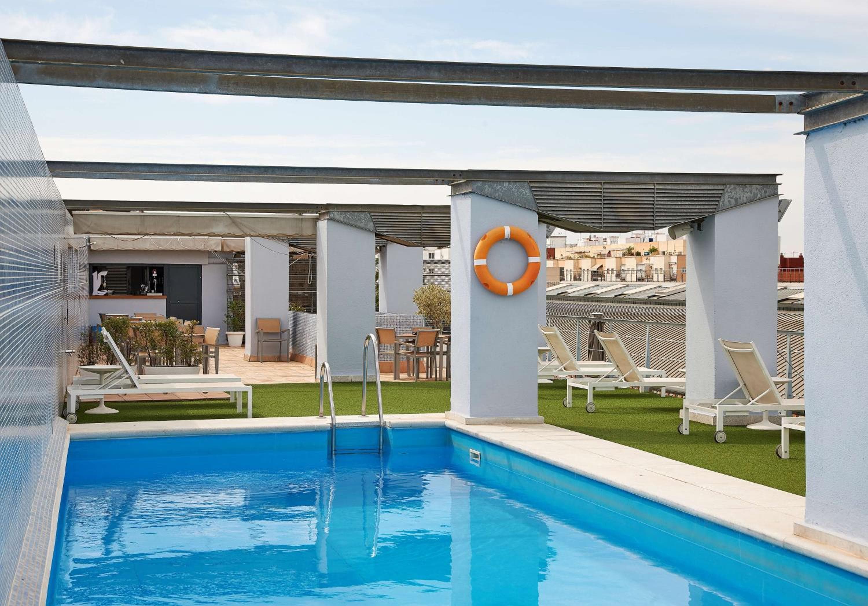 NH Sevilla Plaza de Armas — 8