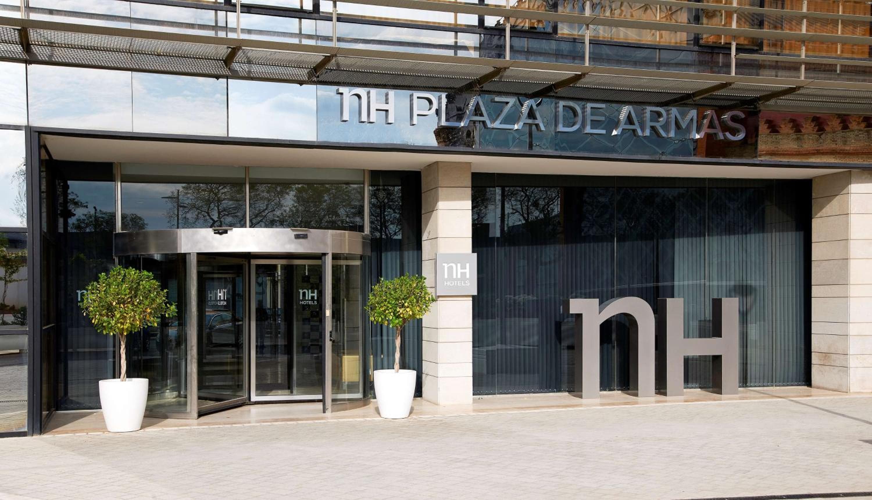 NH Siviglia Plaza de Armas — 10