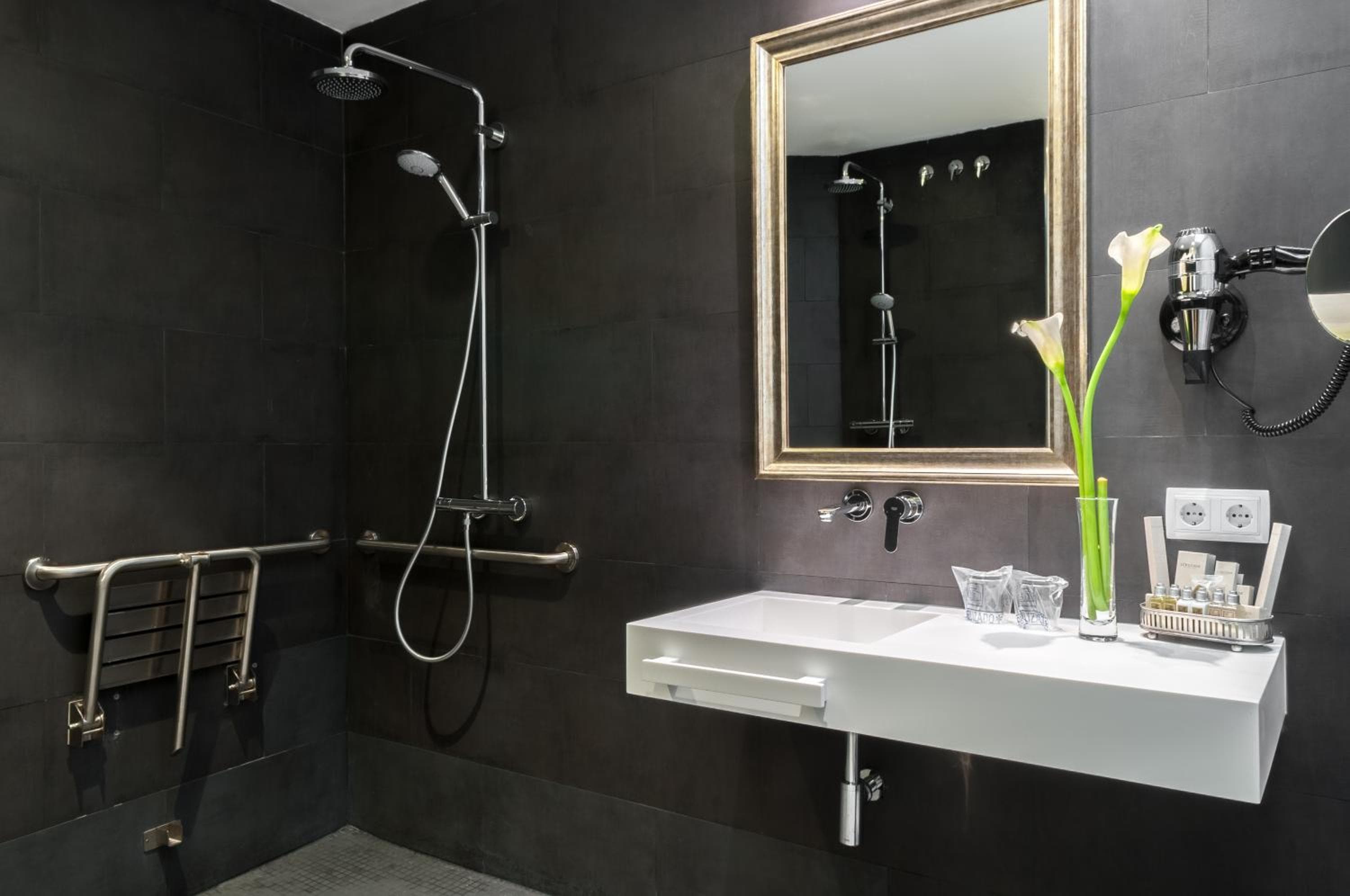 Suites Murillo Catedral - Suiten Murillo Kathedrale — 18