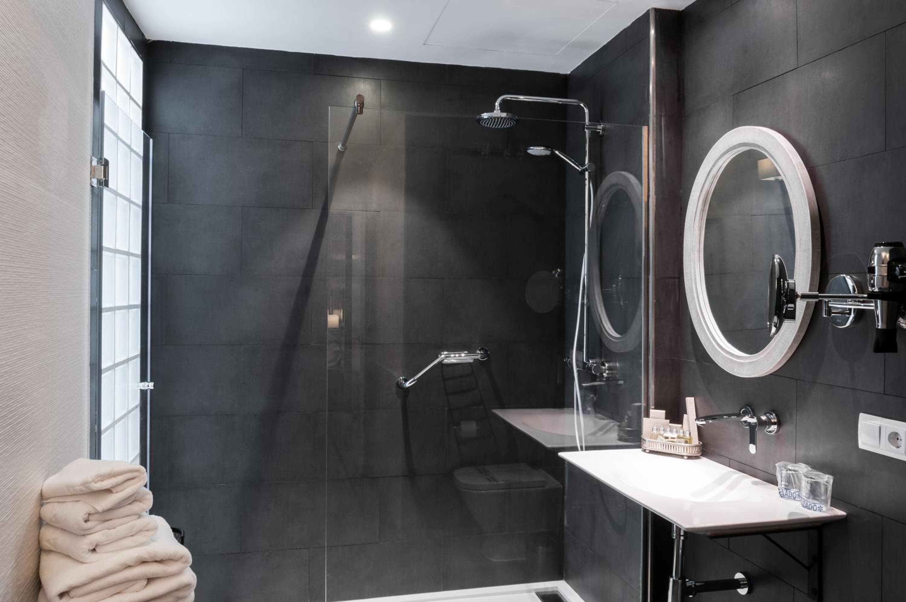 Suites Murillo Catedral - Suiten Murillo Kathedrale — 29