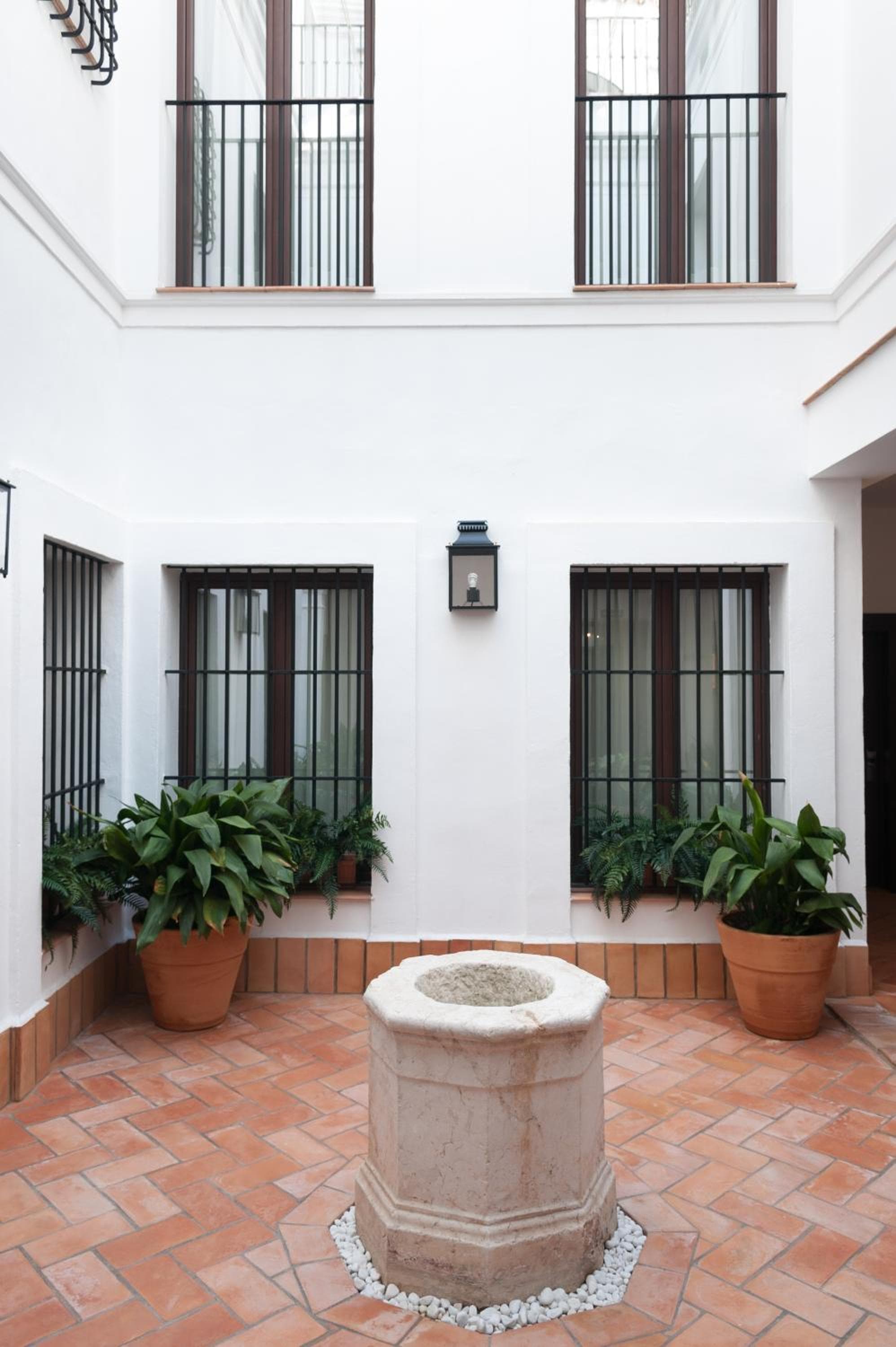 Suites Murillo Catedral — 23