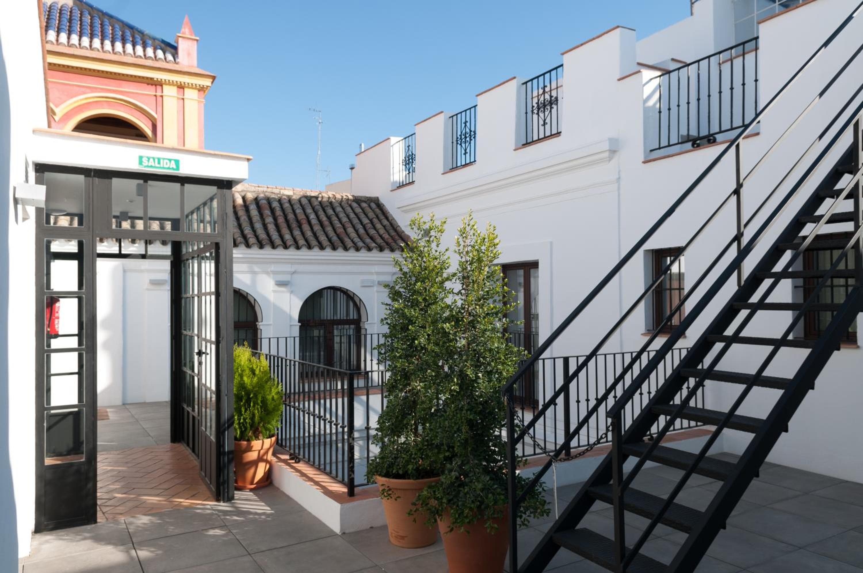 Suites Murillo Catedral - Suiten Murillo Kathedrale — 4