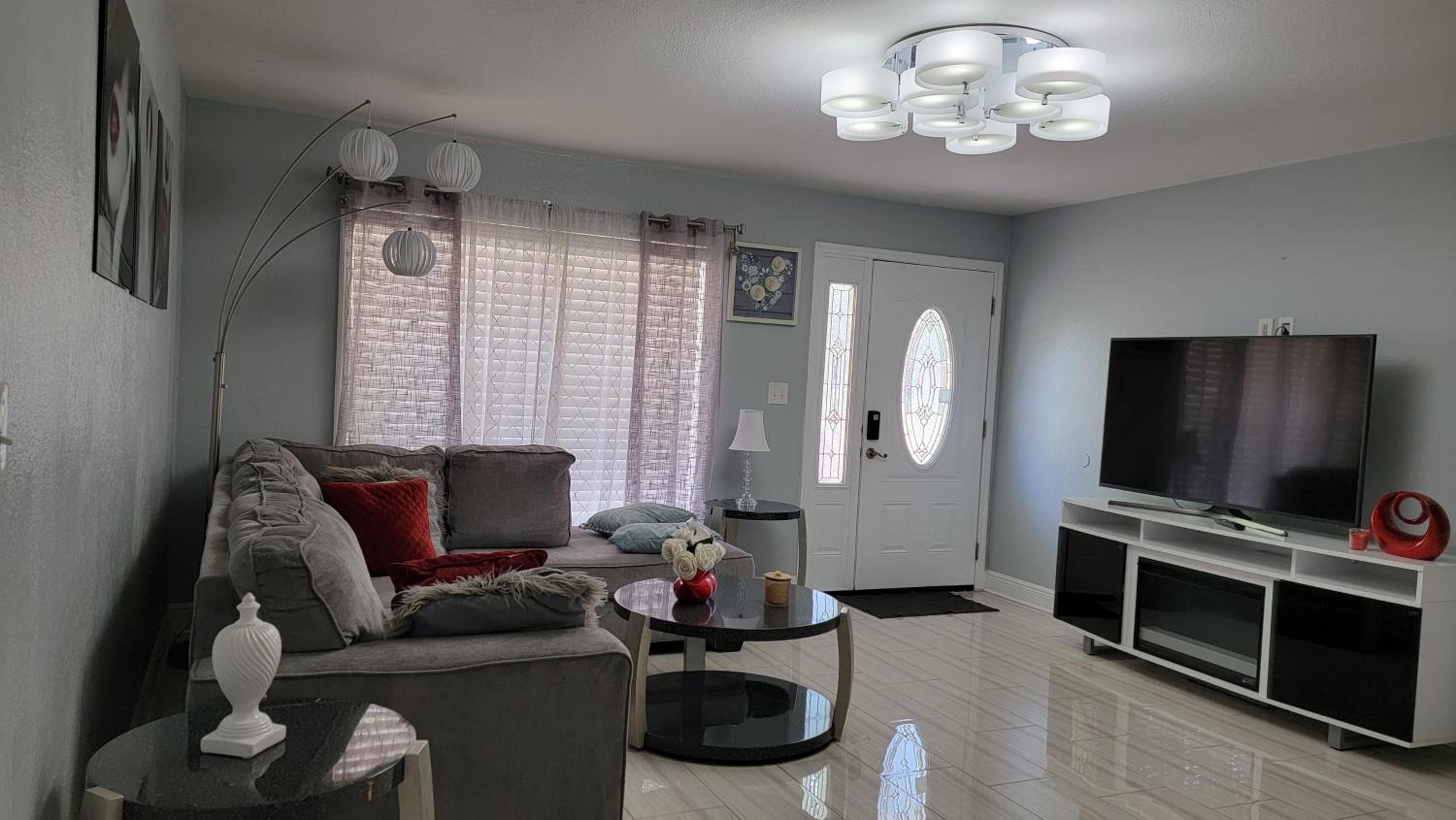 Mary's Luxury House — 8
