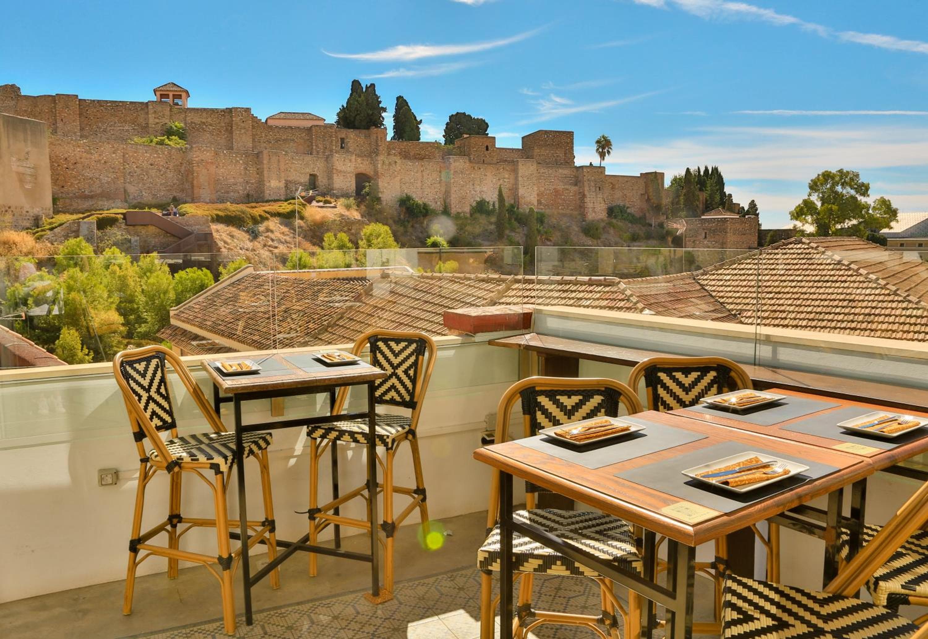 Alcazaba Premium Hotel — 14